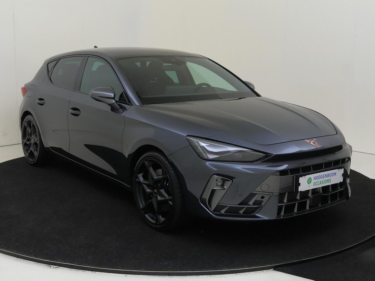 Cupra Leon 1.5 TSI e-Hybrid VZ Performance | Adaptieve demping | Dodehoek detectie | Cupra mode | Achteruitrijcamera | Stoel- en stuurwielverwarming | Keyless | Navigatie |