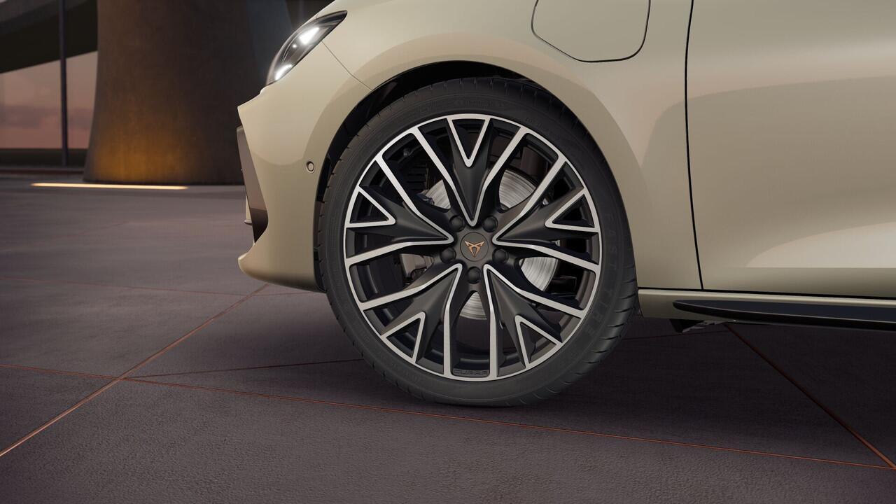 Cupra Leon 1.5 TSI e-Hybrid 204 6DSG Business | Achteruitrijcamera | Digitaal instrumentenpaneel (Virtual Cockpit) | Draadloze Apple CarPlay(TM), Android Auto(TM)