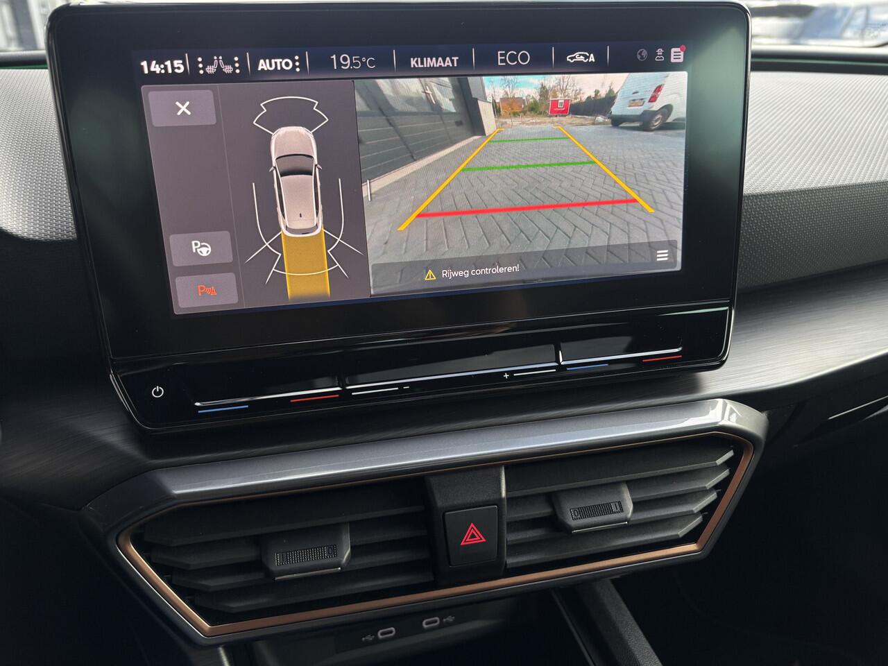 Cupra Leon 1.4 e-Hybrid VZ Pano