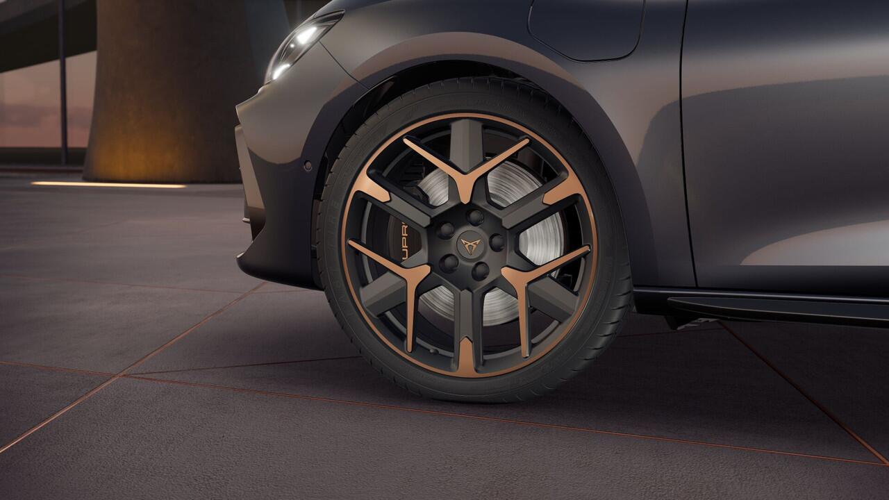 Cupra Leon 1.5 TSI e-Hybrid 272 6DSG VZ Performance | Achteruitrijcamera | Digitaal instrumentenpaneel (Virtual Cockpit) | Draadloze Apple CarPlay(TM), Android Auto(TM)