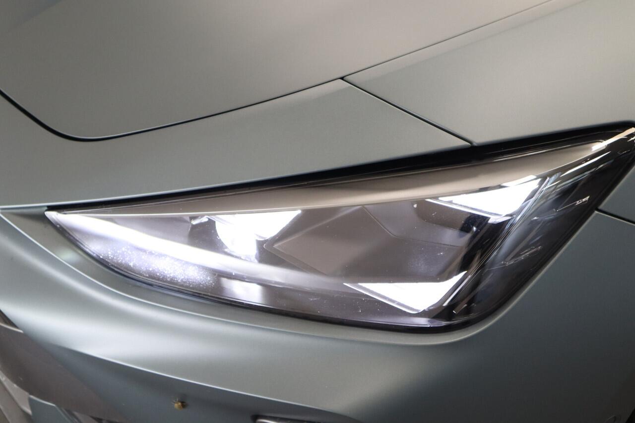 Cupra Leon 1.5 TSI e-Hybrid VZ Extreme Panoramadak Kuipstoelen Sennheiser 24 maanden garantie mogelijk (*vraag naar de voorwaarden)