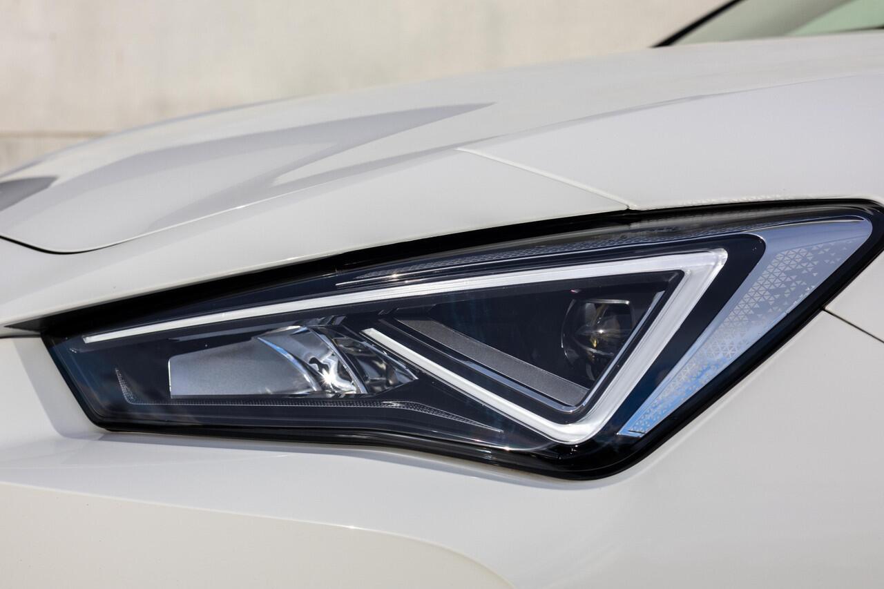 Cupra Leon 1.4 e-Hybrid Business