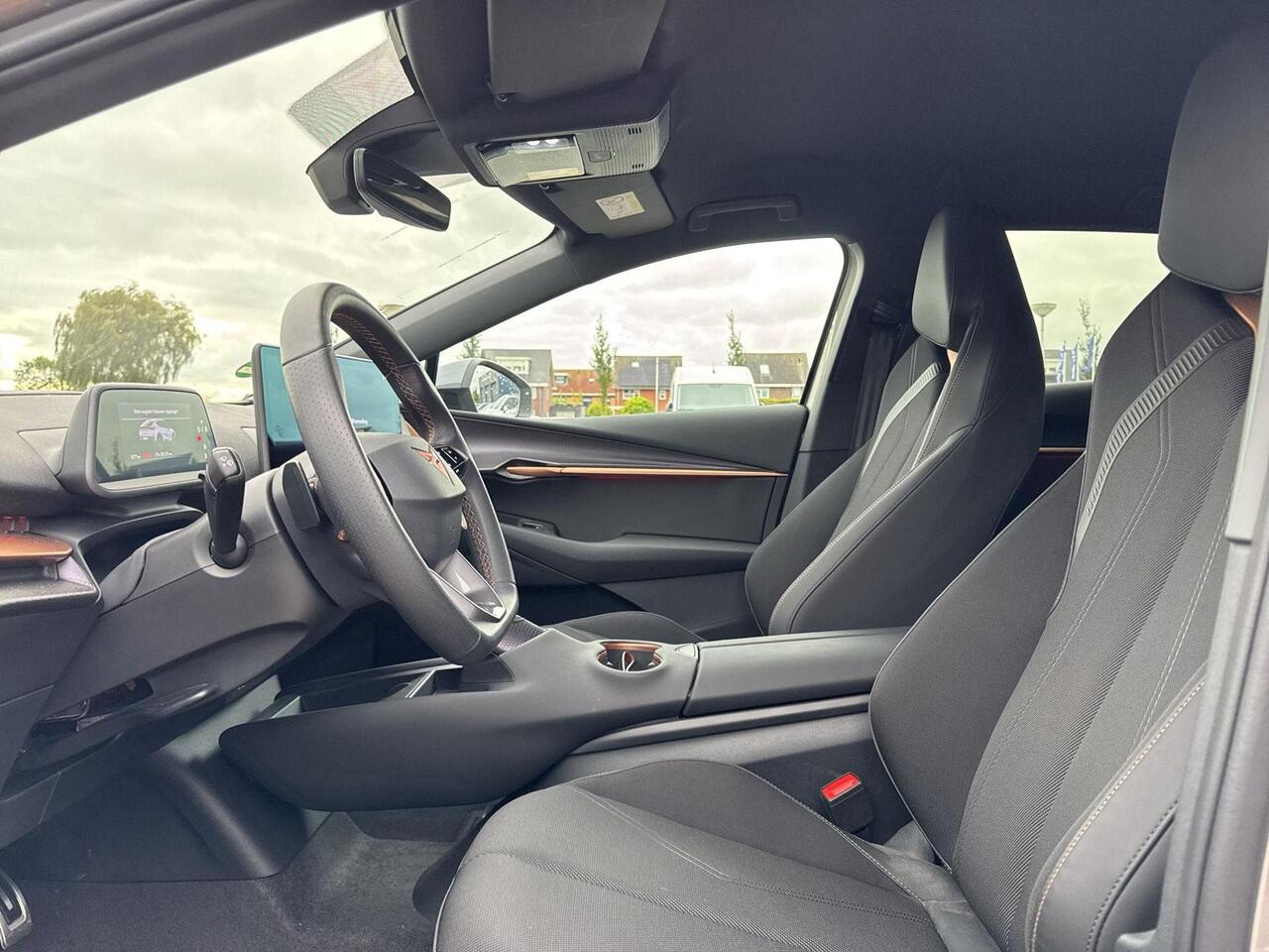 Cupra Tavascan Essential 82 kWh | SOH 99.1% | Warmtepomp | Full Led | 19 inch | Winter Pakket |