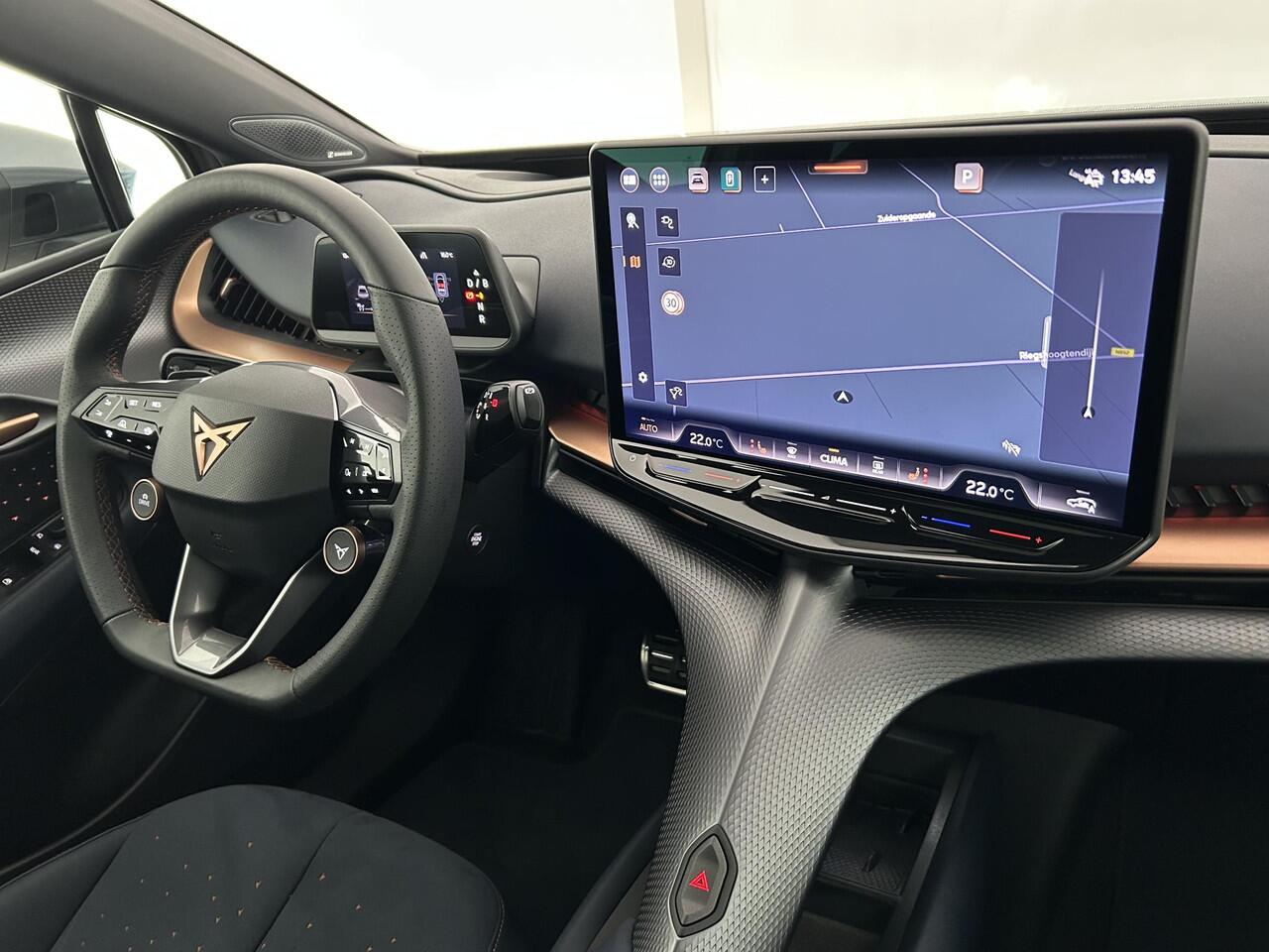 Cupra Tavascan 340pk VZ Adrenaline 82 kWh Trekhaak Warmtepomp Panoramadak Head-Up Sennheiser Memory 360Camera Keyless Virtual Cockpit Navigatie