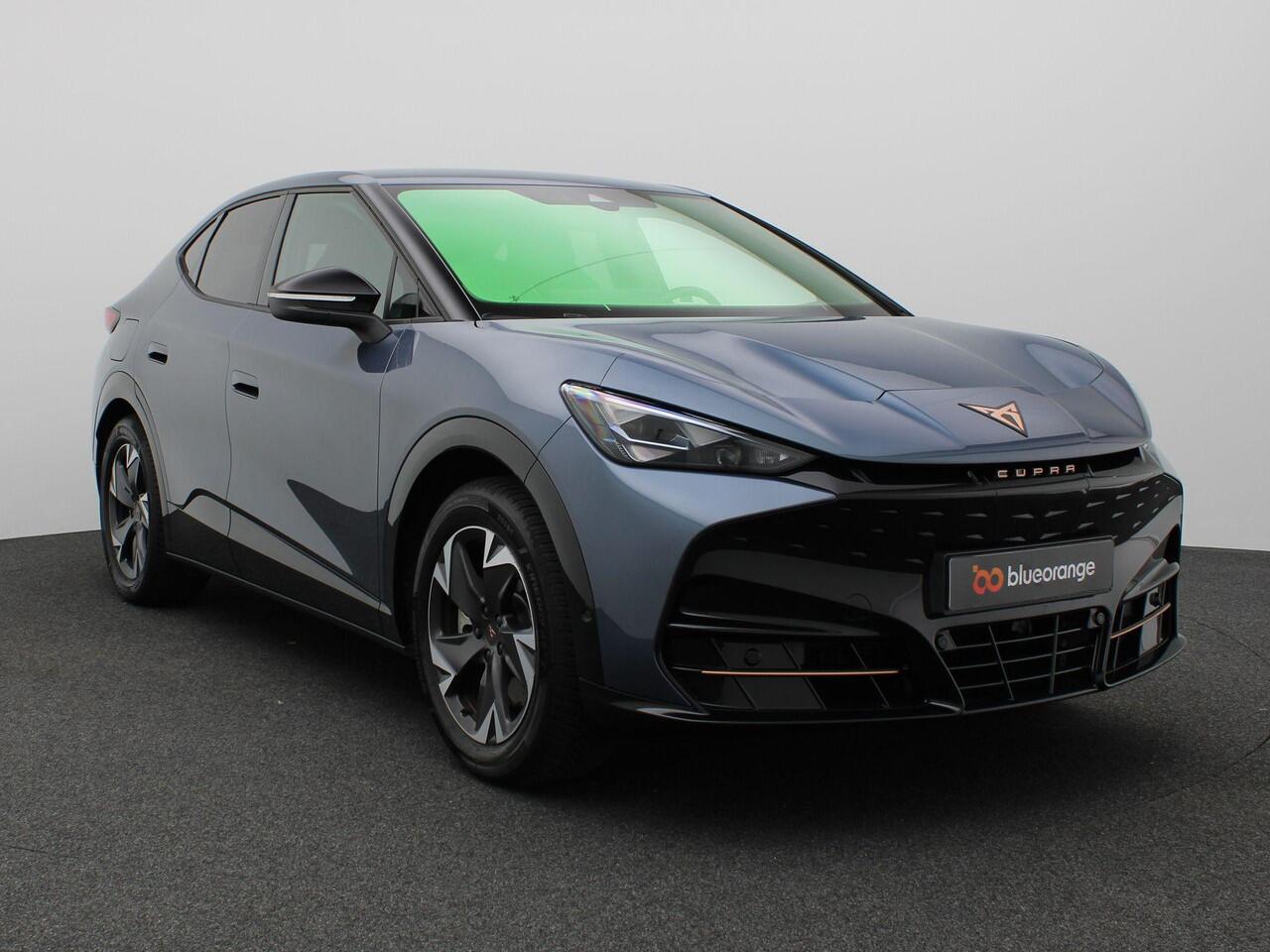Cupra Tavascan Business 82 kWh 286PK Aut. Warmtepomp, Matrix-LED, Keyless, Achteruitrijcamera, Alarm, Virtual Pedal, Side Assist, Travel Assist, Stoel- en Stuurwielverwarming, 19" LM Velgen
