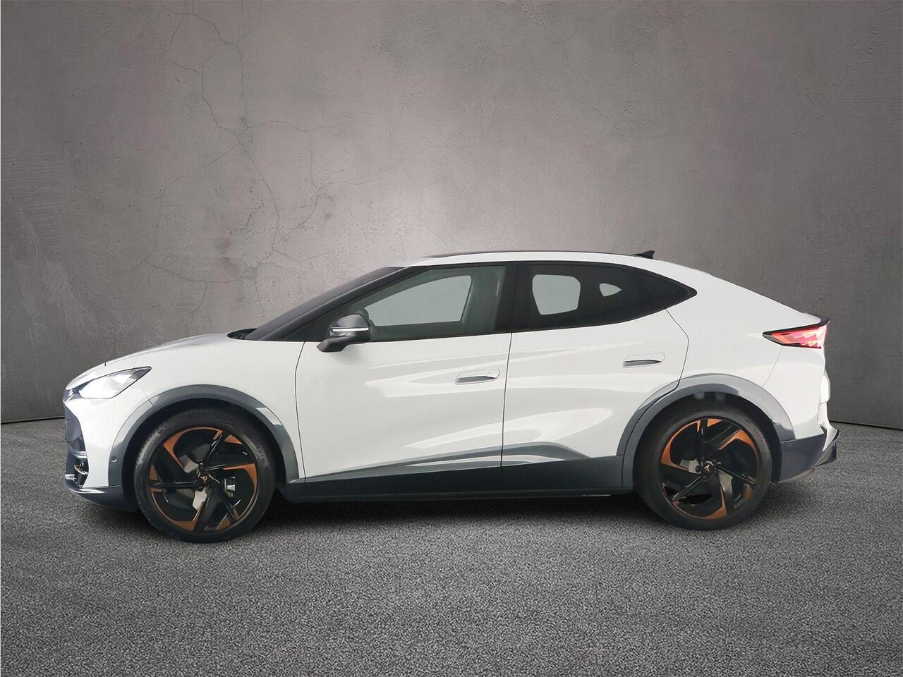 Cupra Tavascan VZ Adrenaline 340pk Automaat Warmtepomp, Panoramadak, Sennheiser, Adaptive cruise control, 360 camera, Elektrische achterklep, Achteruitrijcamera