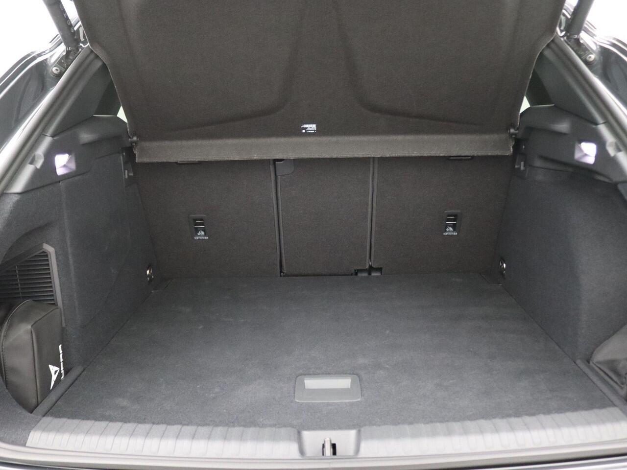 Cupra Terramar 1.5 TSI e-Hybrid VZ Performance 272PK DSG matrix led, trekhaak, Sennheiser audio, 360gr. camera, head-up display, alarm, schuif-kanteldak, winterpakket, adaptive cruise met travel assist, side assist, virtual pedal, keyless, 20" lichtmetaal