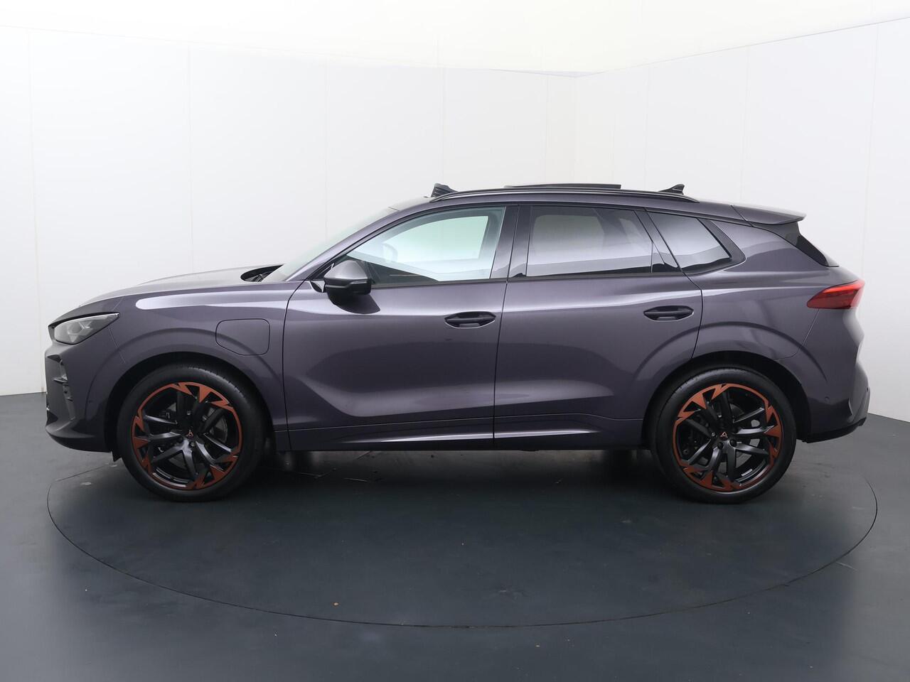 Cupra Terramar 1.5 TSI e-Hybrid VZ Performance | 272 PK | SoH 100% | Lederen interieur | Trekhaak wegklapbaar | Panoramadak | Matrix LED koplampen | 360 Graden camera |