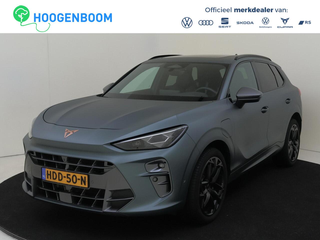 Cupra Terramar 1.5 TSI e-Hybrid VZ America s CUP | Panoramadak | Sennheiser audio | Matte lak | Head-up display | 360 camera | LED matrix verlichting | Lederen bekleding | Parkeerassistent |