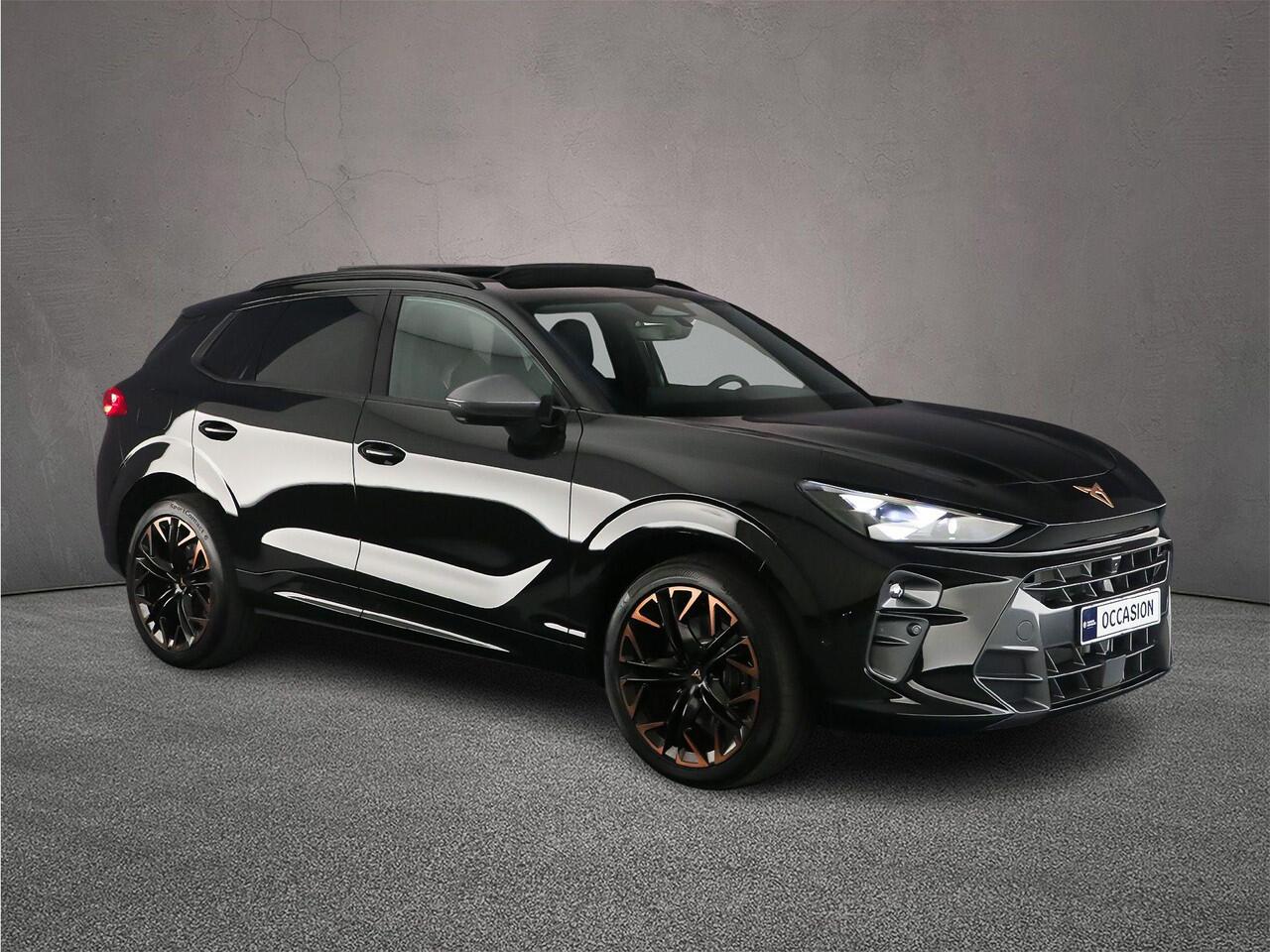 Cupra Terramar VZ Performance 1.5 TSI e-Hybrid 272pk DSG Automaat Lederen bekleding, Panoramadak, Sennheiser audio, LED matrix koplampen, Adaptive cruise control, 360 camera