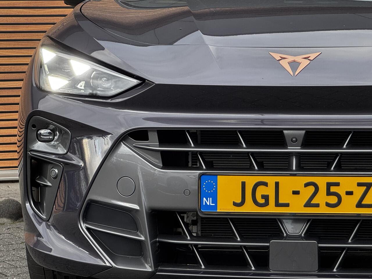 Cupra Terramar 1.5 TSI e-Hybrid VZ America s CUP Panoramadak / Lage km stand / 360 Camera