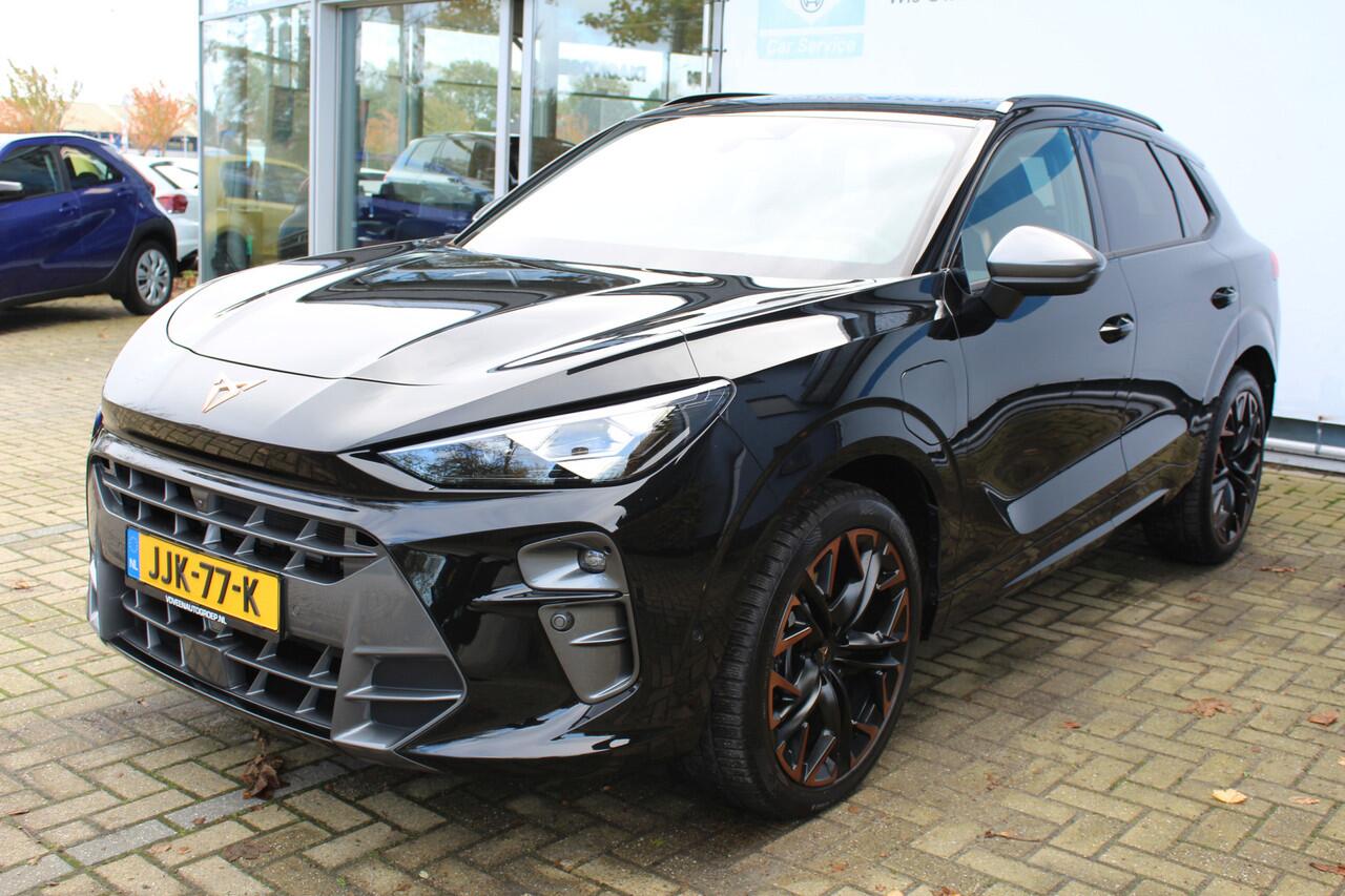 Cupra Terramar 1.5 TSI e-Hybrid VZ Performance 272pk | Panorama dak | Head-Up Display | Memory stand stoelen | Stoel & Stuurverwarming | 360* Camera | Draadloze telefoonlader | Elektrische kofferbakklep | Apple CarPlay/Android Auto | Adaptive cruise | Keyless entry/star