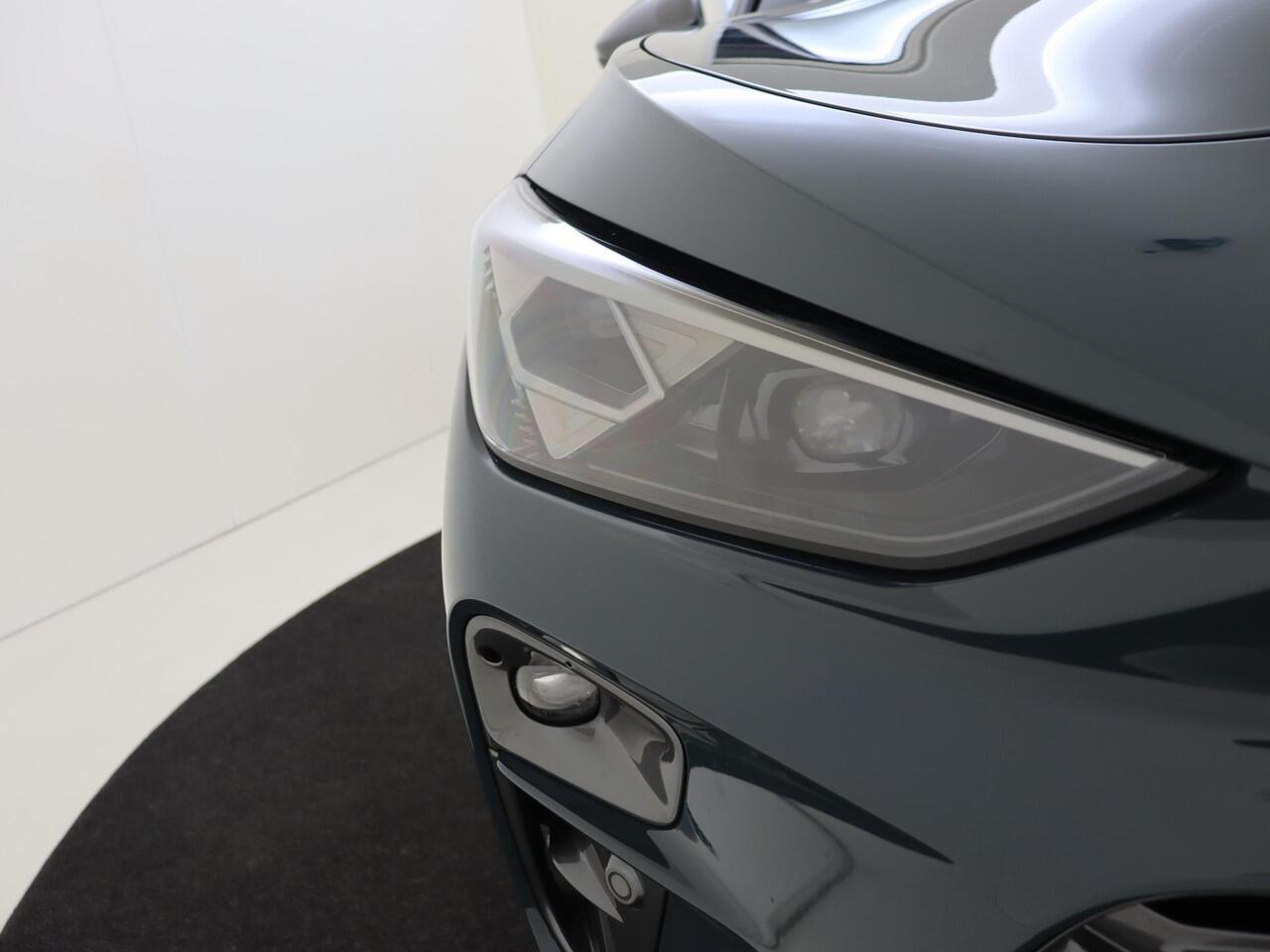 Cupra Terramar 1.5 TSI e-Hybrid VZ Performance | Panoramadak | 360 camera | Sennheiser audio | Head-up display | Parkeerasisstent | Dodehoek detectie | Keyless |