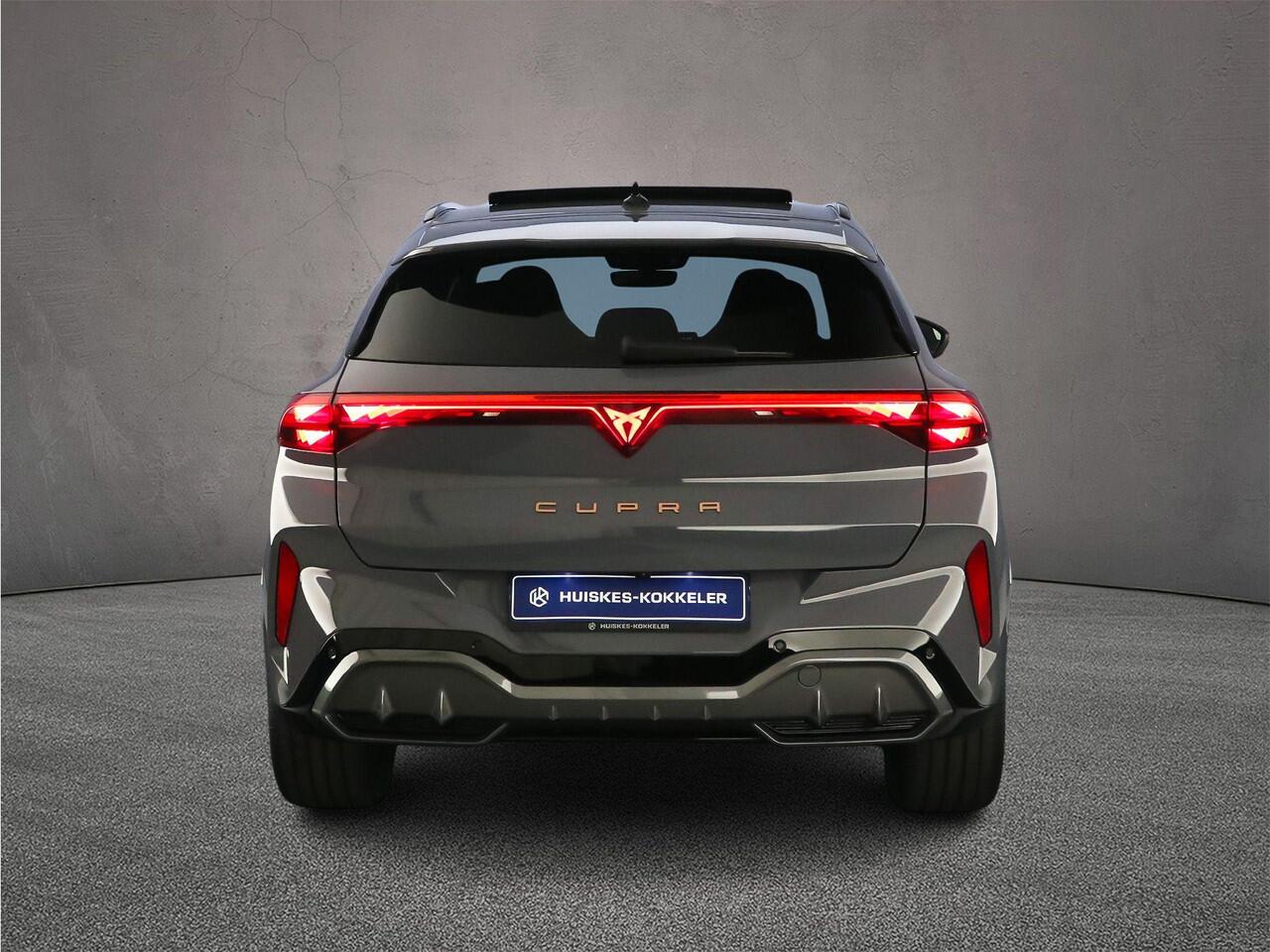 Cupra Terramar VZ Performance 1.5 TSI e-Hybrid 272pk DSG Automaat Trekhaak, Panoramadak, Adaptive cruise control, Sennheiser audio, Elektrische achterklep, Head up display, 360 camera