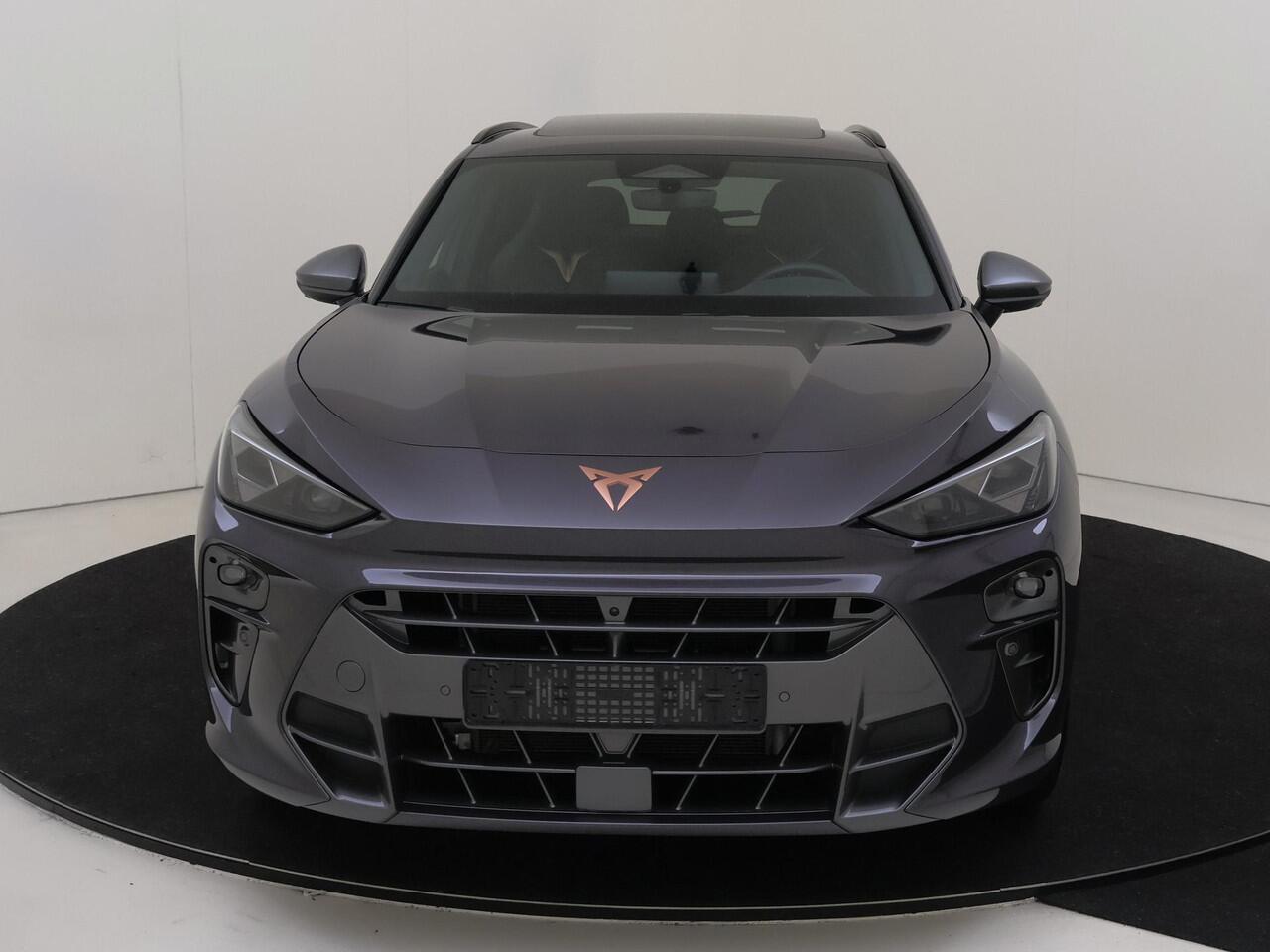 Cupra Terramar 1.5 TSI e-Hybrid VZ Performance | Panoramadak | Head-up display | Sennheiser audio | 360 camera | Lederen bekleding | Keyless | Adaptieve demping |