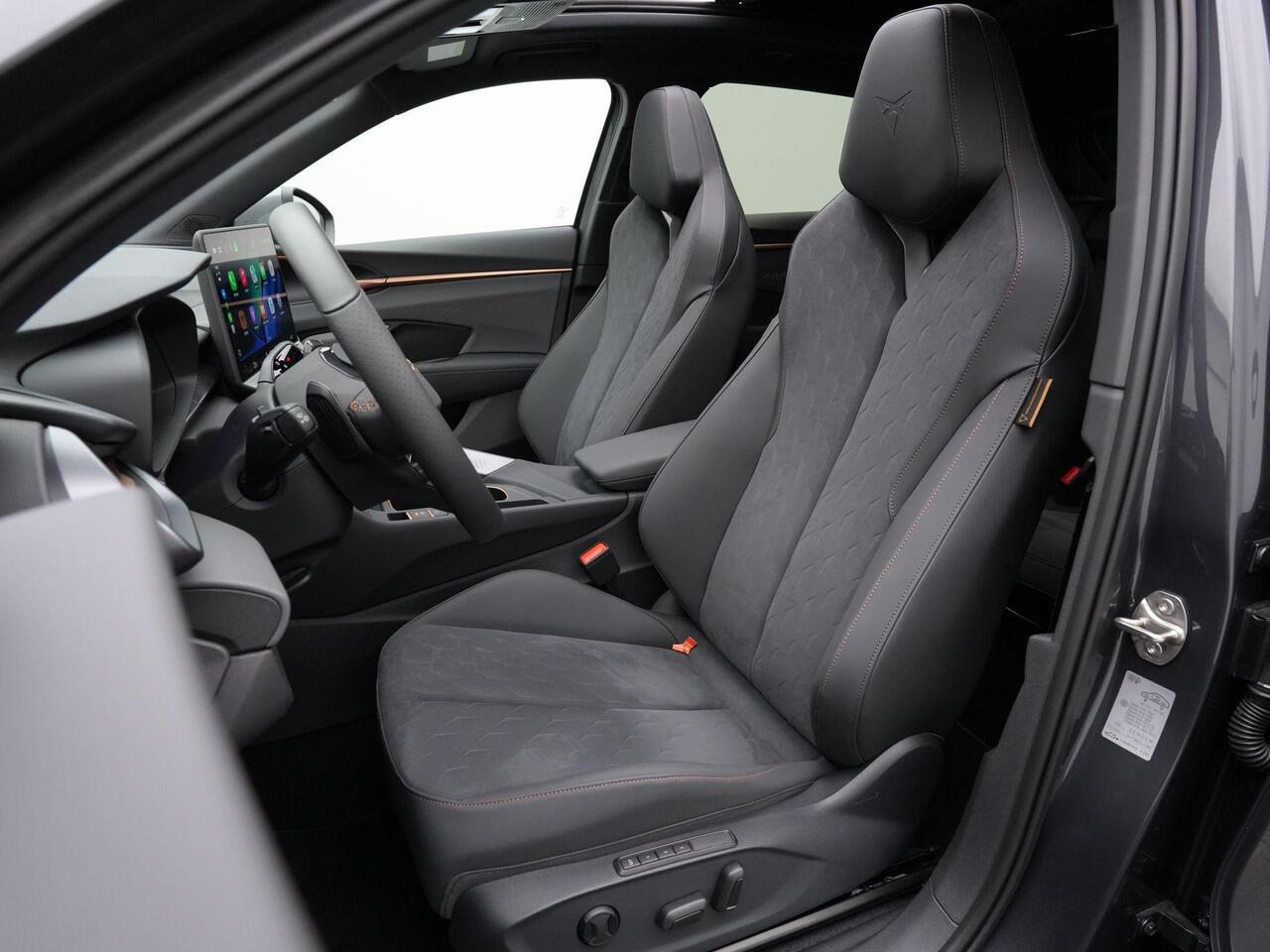 Cupra Terramar 1.5 TSI e-Hybrid 272 pk DSG VZ | Panoramadak | Leder/Suede | Sennheiser | 360 Camera | Geheugenstoel | Matrix LED | Head-up display