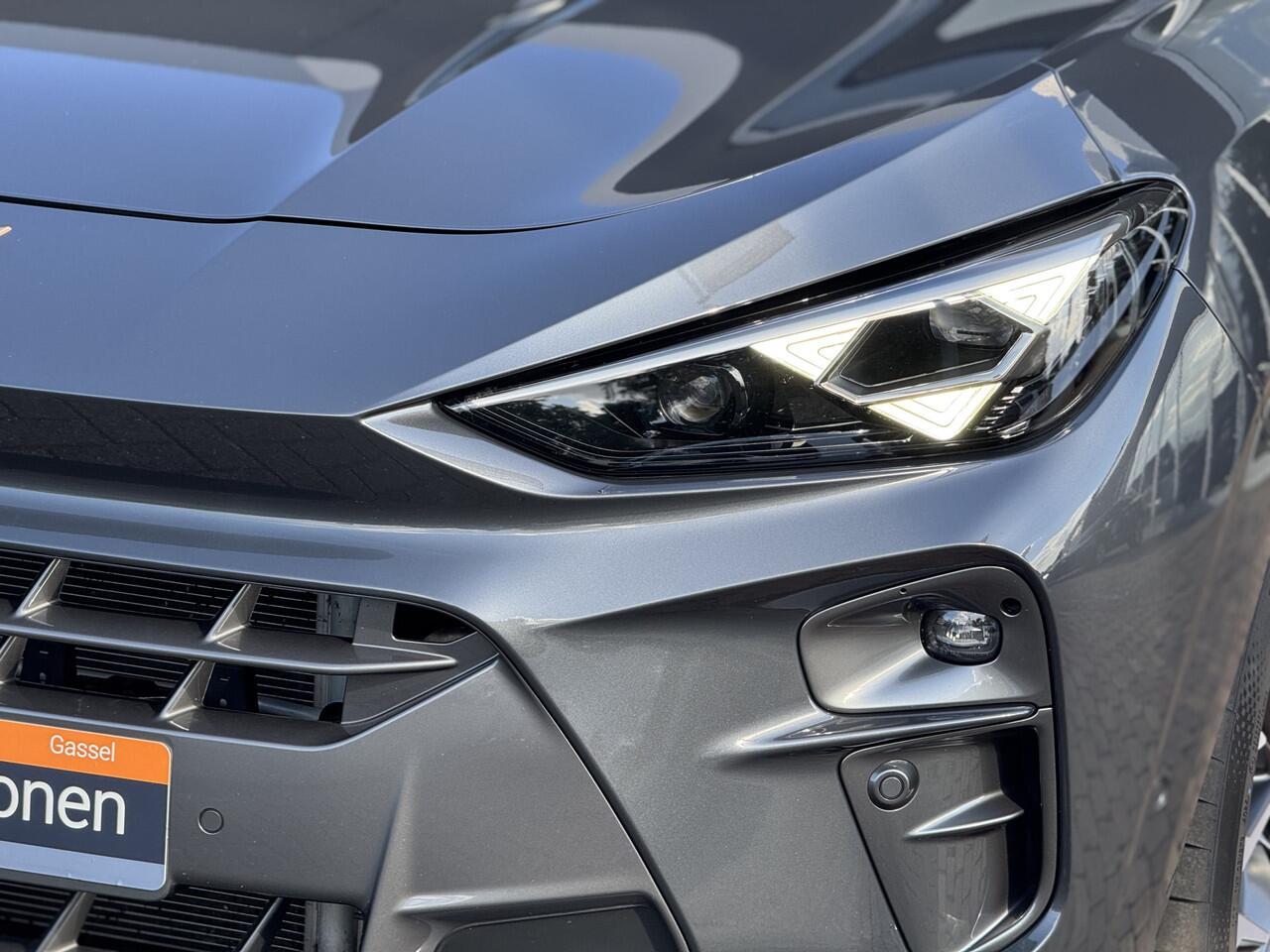 Cupra Terramar 1.5 TSI e-Hybrid VZ Performance 272pk | Trekhaak | Sennheister | 360° camera