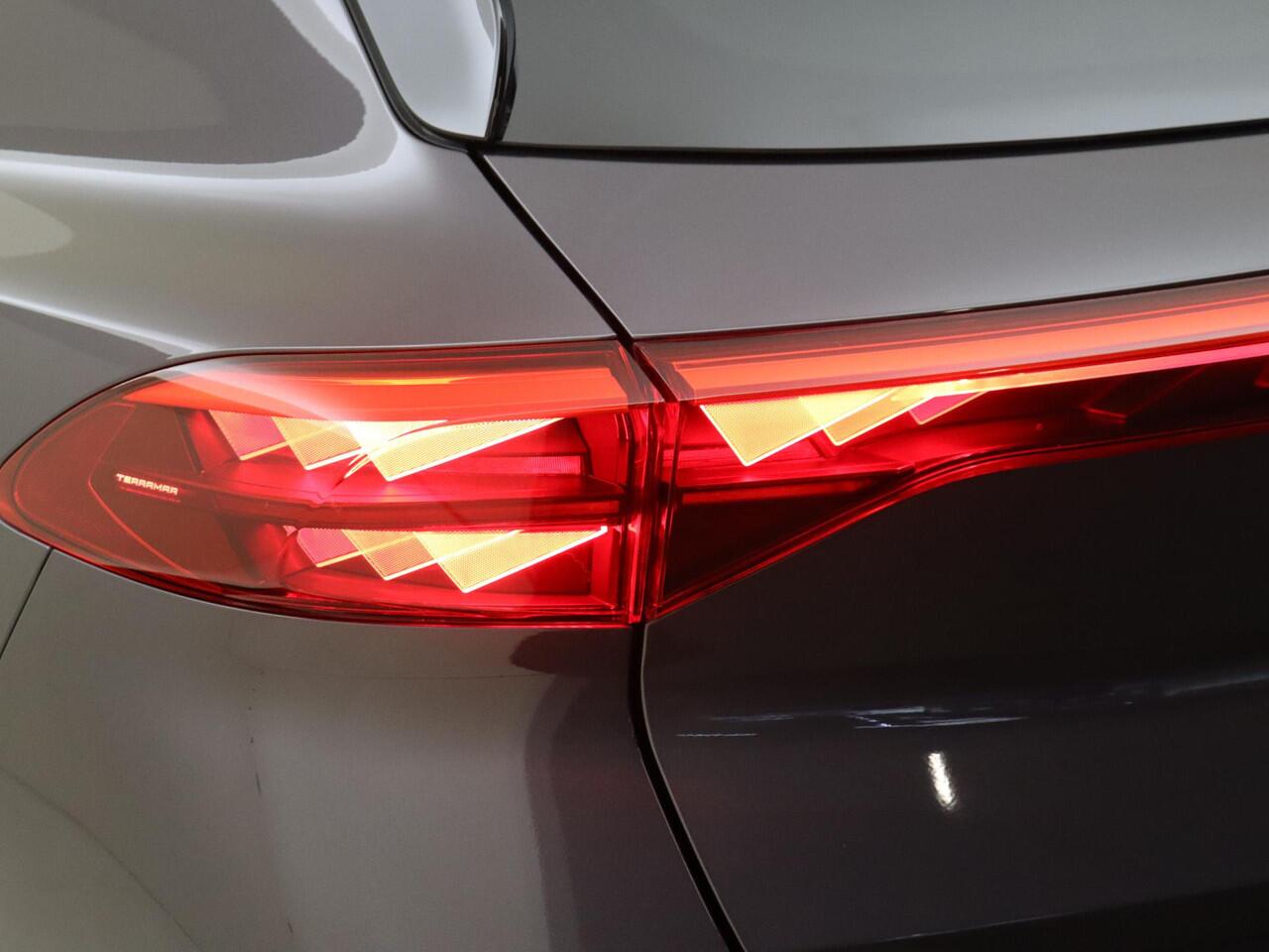 Cupra Terramar 1.5 TSI e-Hybrid VZ Performance | Panoramadak | Head-up display | Sennheiser audio | 360 camera | Lederen bekleding | Keyless | Adaptieve demping |