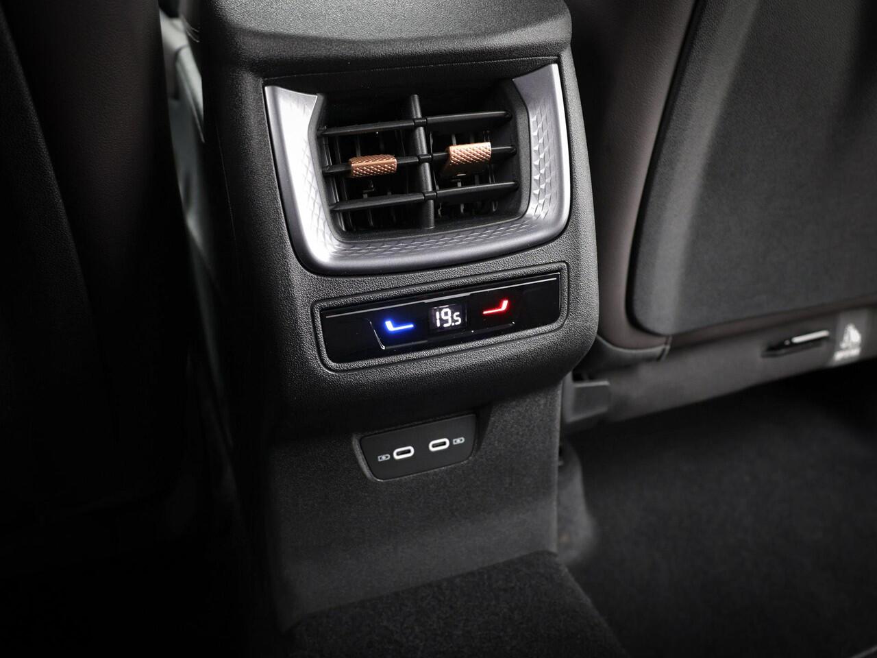 Cupra Terramar 1.5 TSI 272pk DSG e-Hybrid VZ Performance · Panoramadak · 360 Camera · Keyless · Sennheisser Audio · Elek. Voorstoelen · Elek. Achterklep · 20'' Inch · Garantie t/m Juni 2027