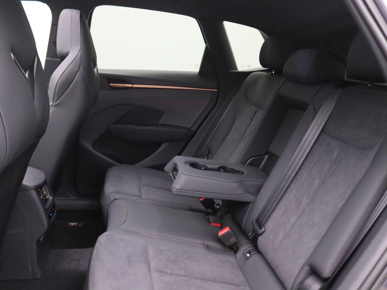 Cupra Terramar 1.5 TSI e-Hybrid VZ Performance 272PK DSG matrix led, Dynamica, trekhaak, Sennheiser audio, 360gr. camera, head-up display, alarm, schuif-kanteldak, winterpakket, adaptive cruise met travel assist, side assist, virtual pedal, keyless, 20" lichtmetaal