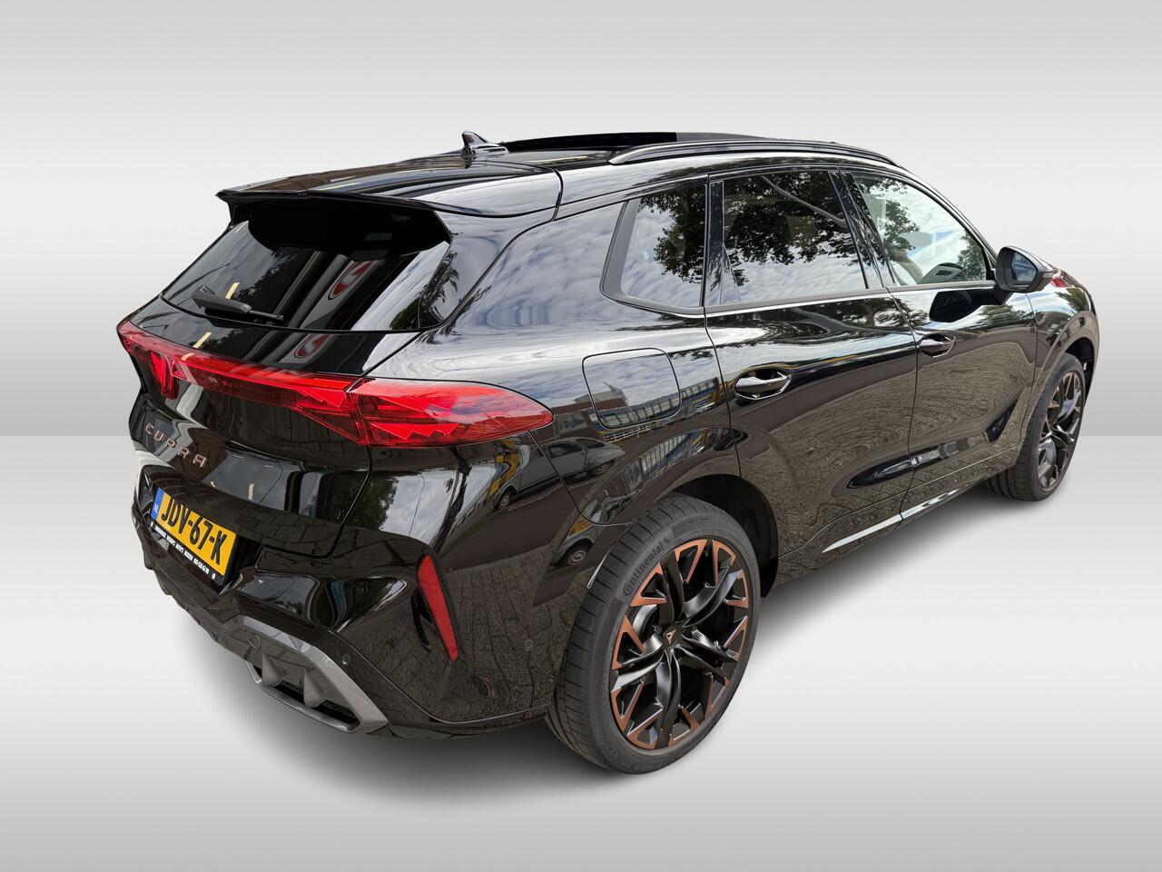 Cupra Terramar 1.5 TSI e-Hybrid VZ Performance copper | 272pk / 200kw gecombineerd | | panoramadak - schuif | Matrix led koplampen | leder bekleding met geheugen | stoel + stuur verwarming |
