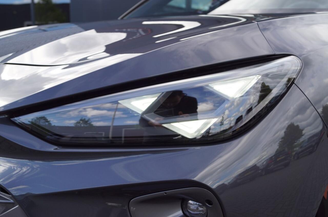 Cupra Terramar VZ Performance 1.5 e-Hybrid 272pk /Panodak /Trekhaak /20 inch/Head-Up/Camera