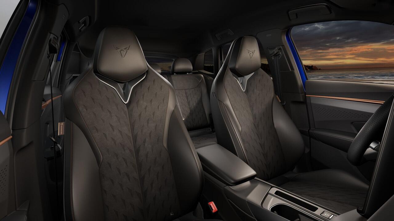 Cupra Terramar 1.5 TSI e-Hybrid 272 6DSG VZ Performance | 360 graden camera | Achteruitrijcamera | Draadloze Apple CarPlay(TM), Android Auto(TM)