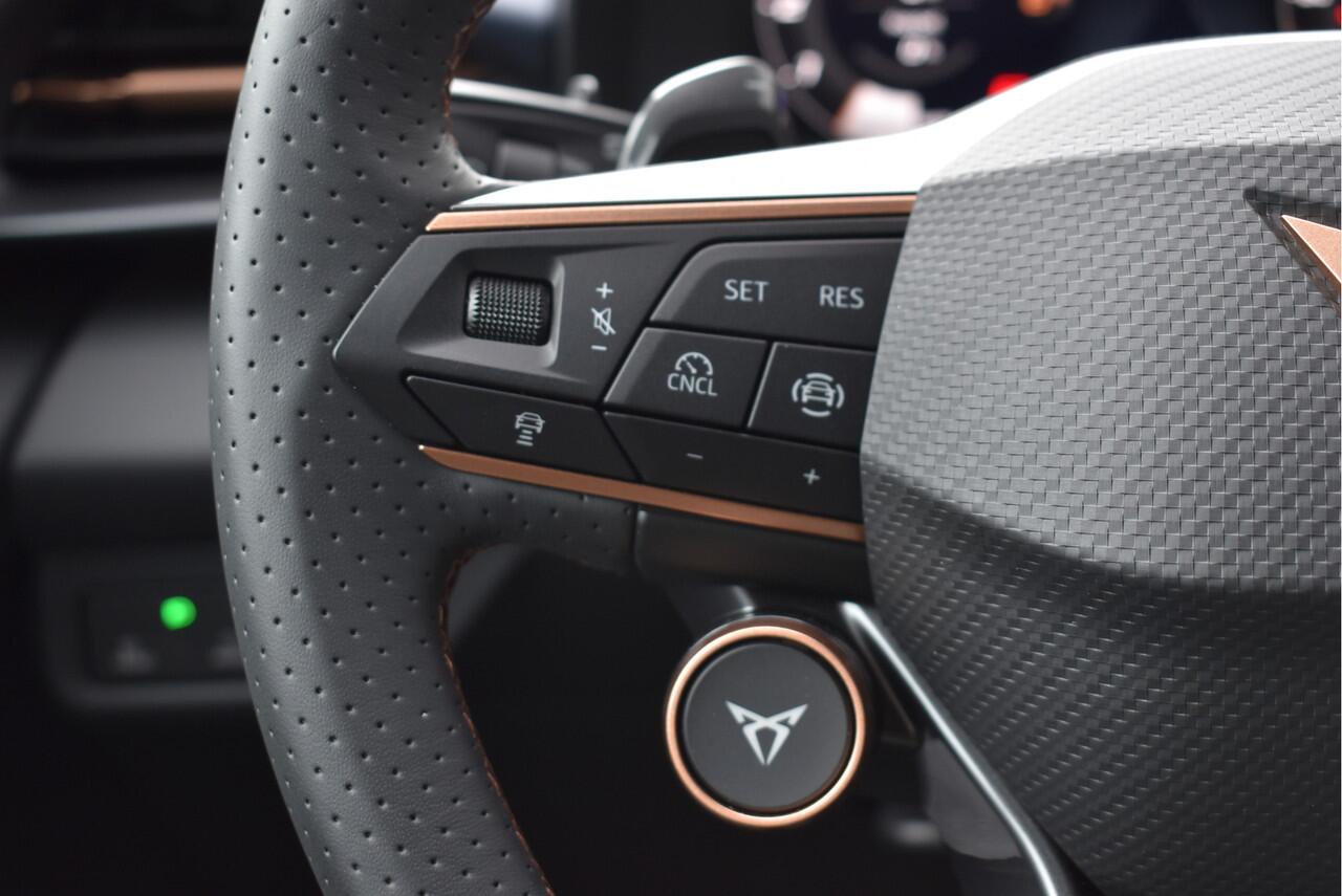 Cupra Terramar 1.5 TSI DSG 360*camera, Adaptive cruise, Carplay, Stoelverwarming,