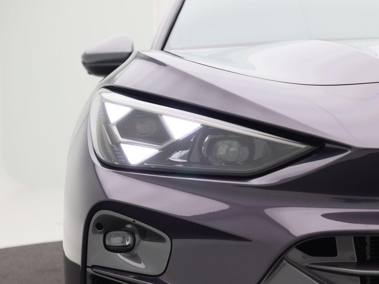 Cupra Terramar 1.5 TSi 272 Pk e-Hybrid Automaat VZ Performance | Head Up | Adaptive Cruise | 360° Camera | Carplay | Full LED | Sennheiser Audio | Panorama Dak | 20 Inch | 10.532 Km!!