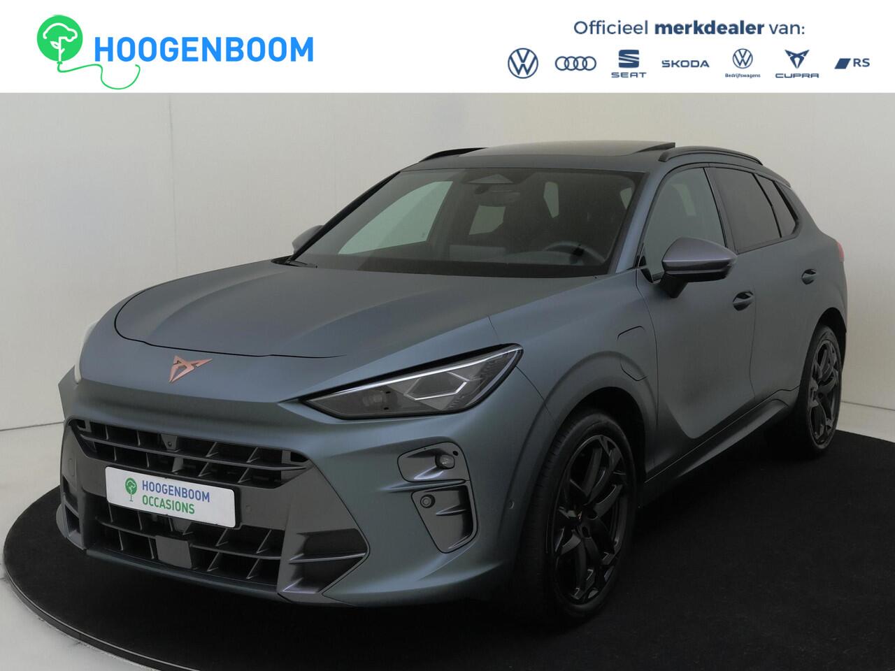 Cupra Terramar 1.5 TSI e-Hybrid VZ America s CUP | Panoramadak | Trekhaak | Head-up display | 360 camera | Matte lak | Parkeerassistent | Sennheiser audio | Lederen bekleding |