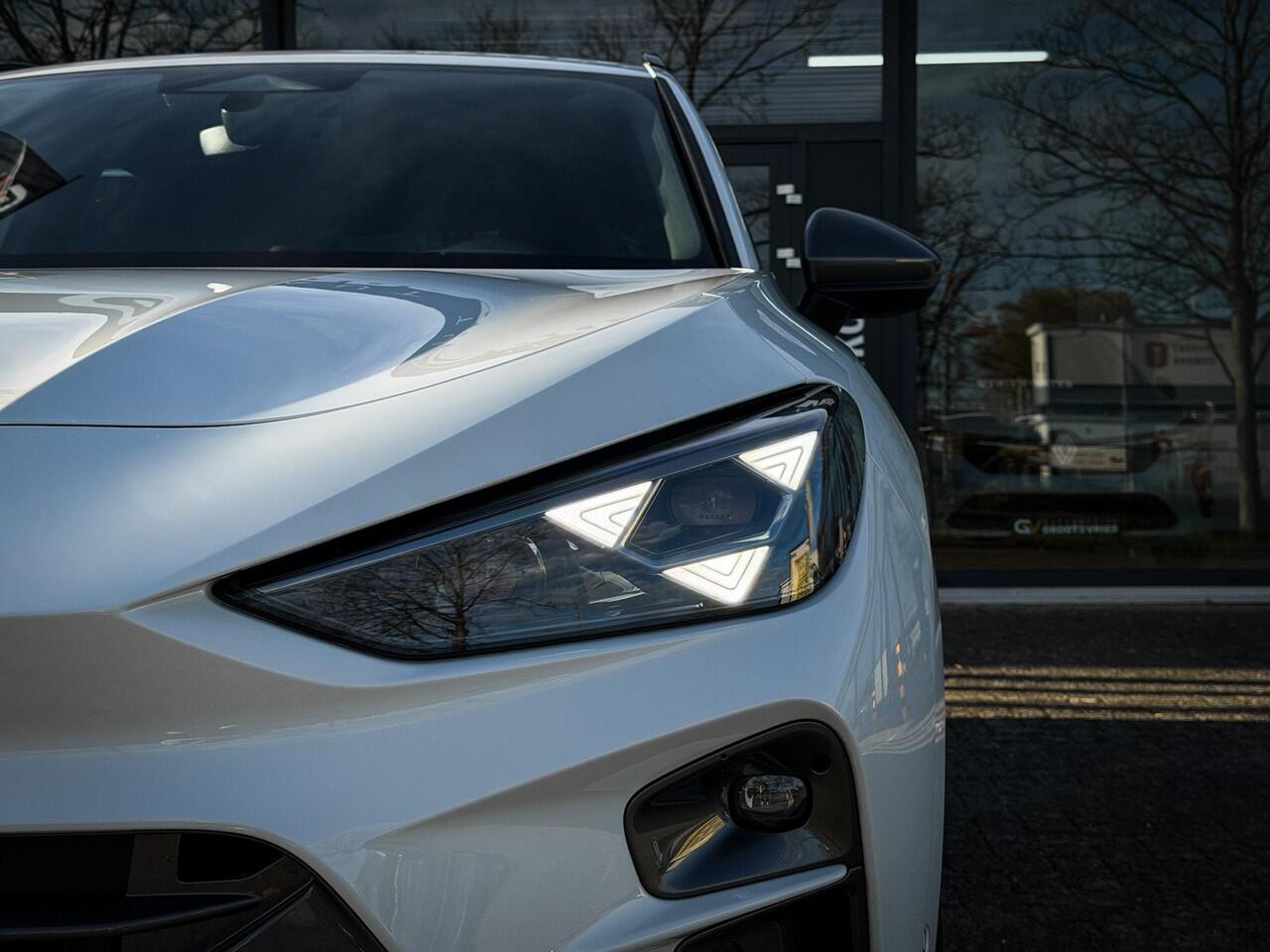 Cupra Terramar 1.5 TSI e-Hybrid Business MHEV|360 camera|Matrix LED|Sport-kuipstoelen|Memory