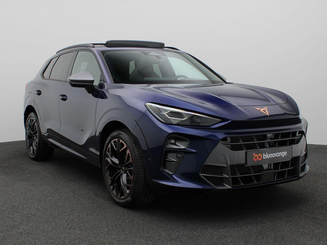 Cupra Terramar 1.5 TSI e-Hybrid VZ Performance 272PK DSG matrix led, trekhaak, Sennheiser audio, 360gr. camera, head-up display, alarm, schuif-kanteldak, winterpakket, adaptive cruise met travel assist, side assist, virtual pedal, keyless, 20" lichtmetaal