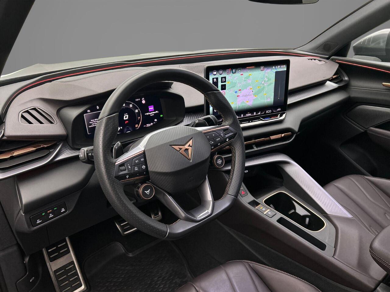 Cupra Terramar VZ Performance 1.5 TSI e-Hybrid 272pk DSG Automaat Panoramadak, Trekhaak, Lederen bekleding, 360 camera, Adaptive cruise control, Navigatie, Sennheiser Audio, Led Matrix verlichting