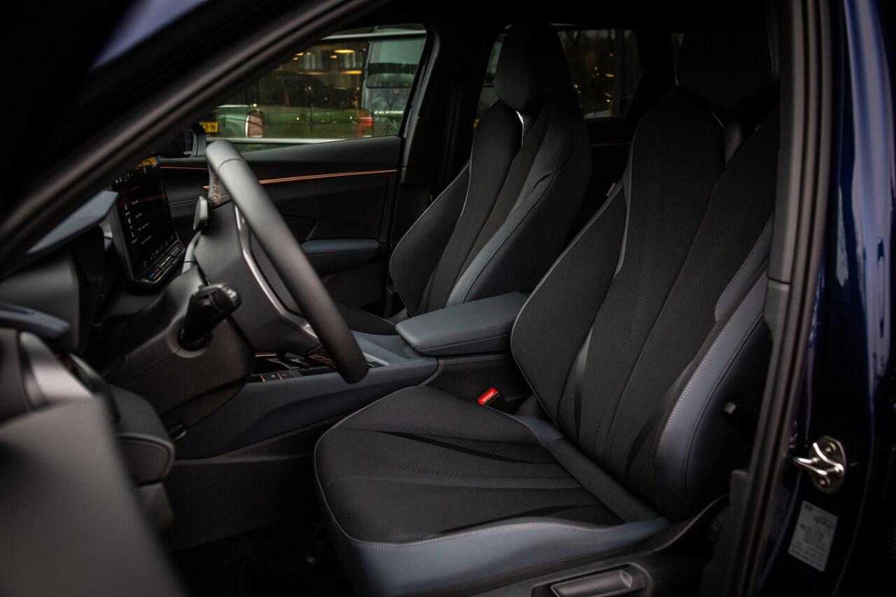 Cupra Terramar 1.5 eTSI Business , Lane assist, Sportstuur, Voorstoelen verwarmd, Adaptive Cruise