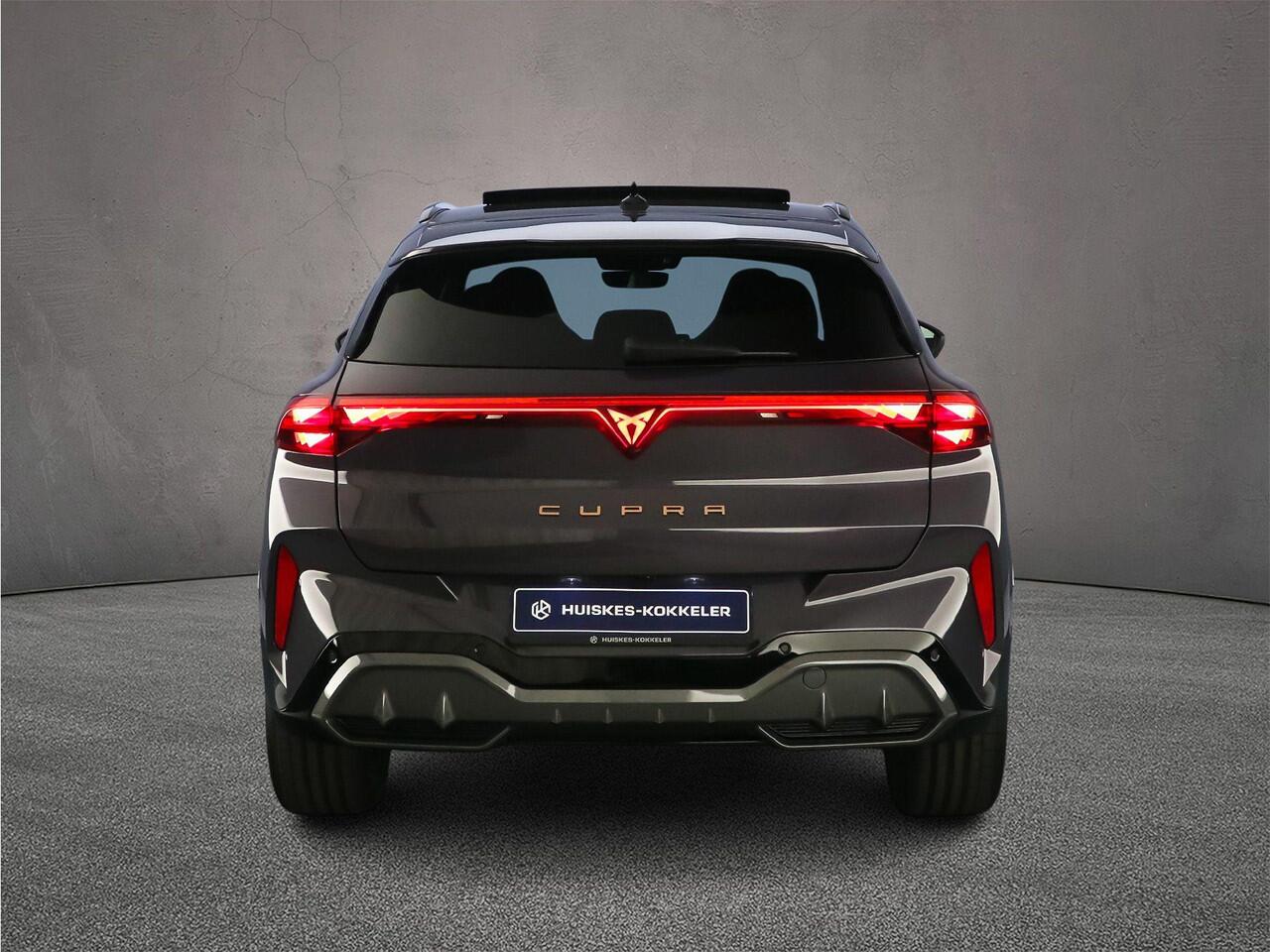 Cupra Terramar VZ Performance 1.5 TSI e-Hybrid 272pk DSG Automaat Panoramadak, 360 camera, Head up display, Adaptive cruise control, LED matrix koplampen, Lederen bekleding