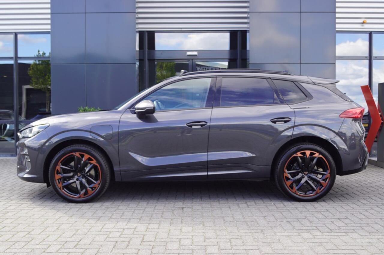 Cupra Terramar VZ Performance 1.5 e-Hybrid 272pk /Panodak /Trekhaak /20 inch/Head-Up/Camera