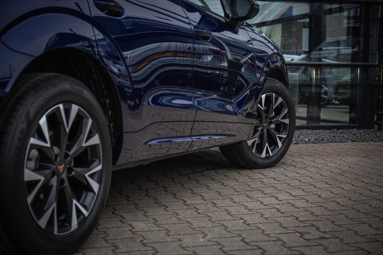 Cupra Terramar 1.5 eTSI Business , Adaptive cruise, Carplay, Stuur/stoelverwarming,