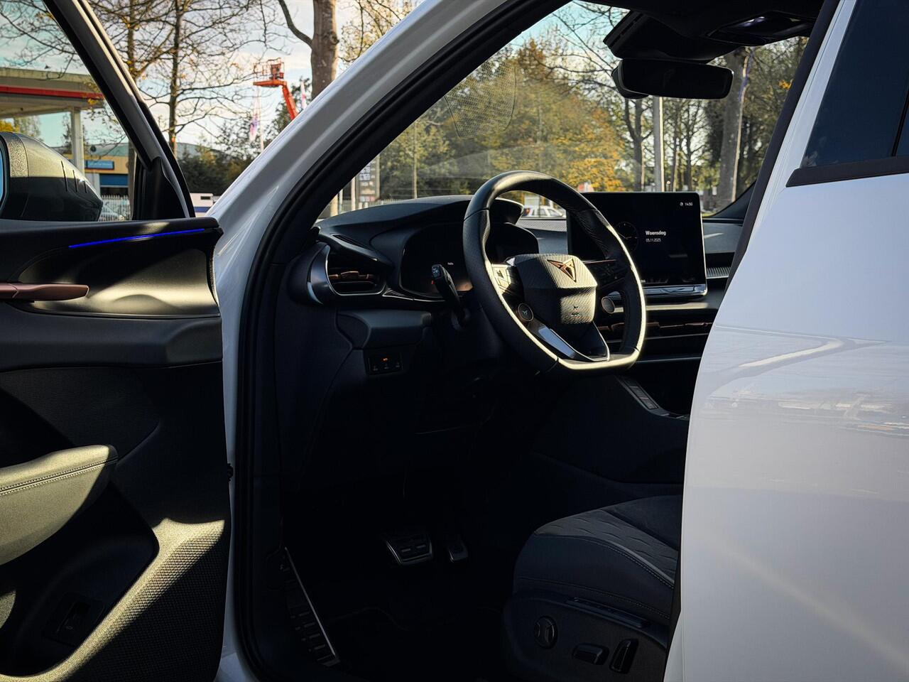 Cupra Terramar 1.5 TSI e-Hybrid Business MHEV|360 camera|Matrix LED|Sport-kuipstoelen|Memory