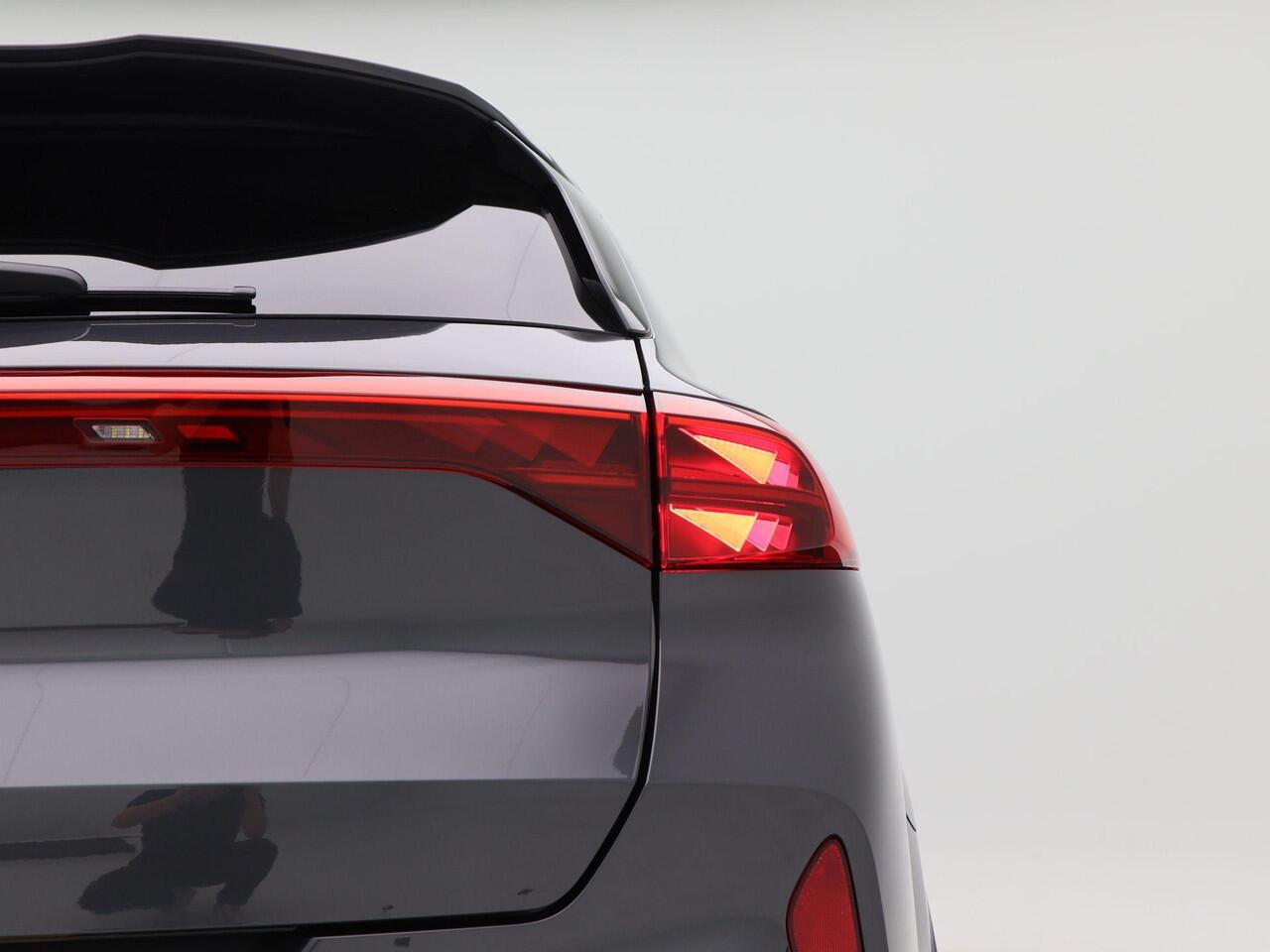 Cupra Terramar 1.5 TSi 272 Pk Automaat e-Hybrid VZ Performance | Panoramadak | Trekhaak | 360° Camera | Adaptive Cruise | Sennheiser Audio | Stoel Verwarming | LED | 20 Inch | 12.655 Km!