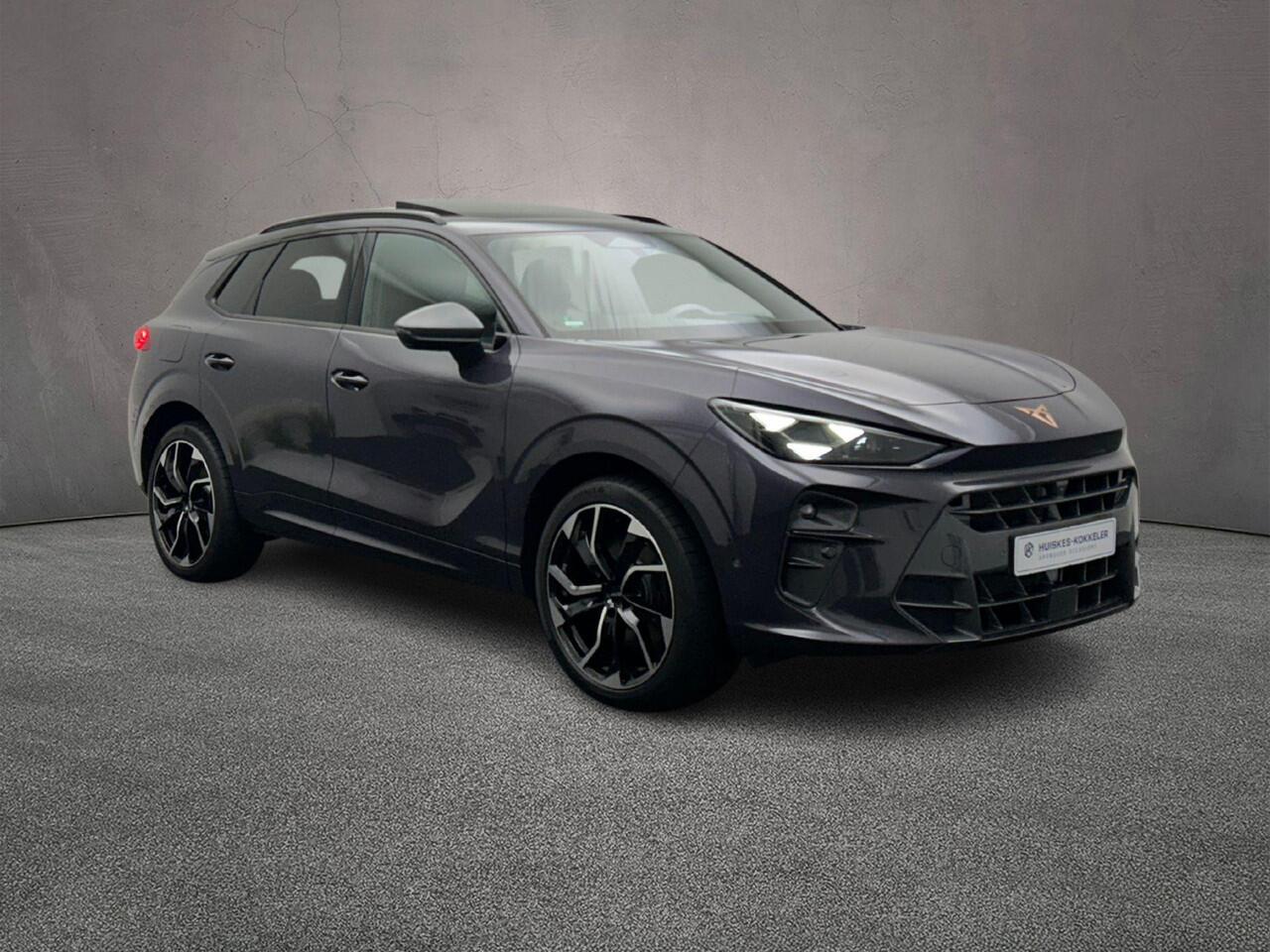 Cupra Terramar VZ Performance 1.5 TSI e-Hybrid 272pk DSG Automaat Panoramadak, Trekhaak, Lederen bekleding, 360 camera, Adaptive cruise control, Navigatie, Sennheiser Audio, Led Matrix verlichting