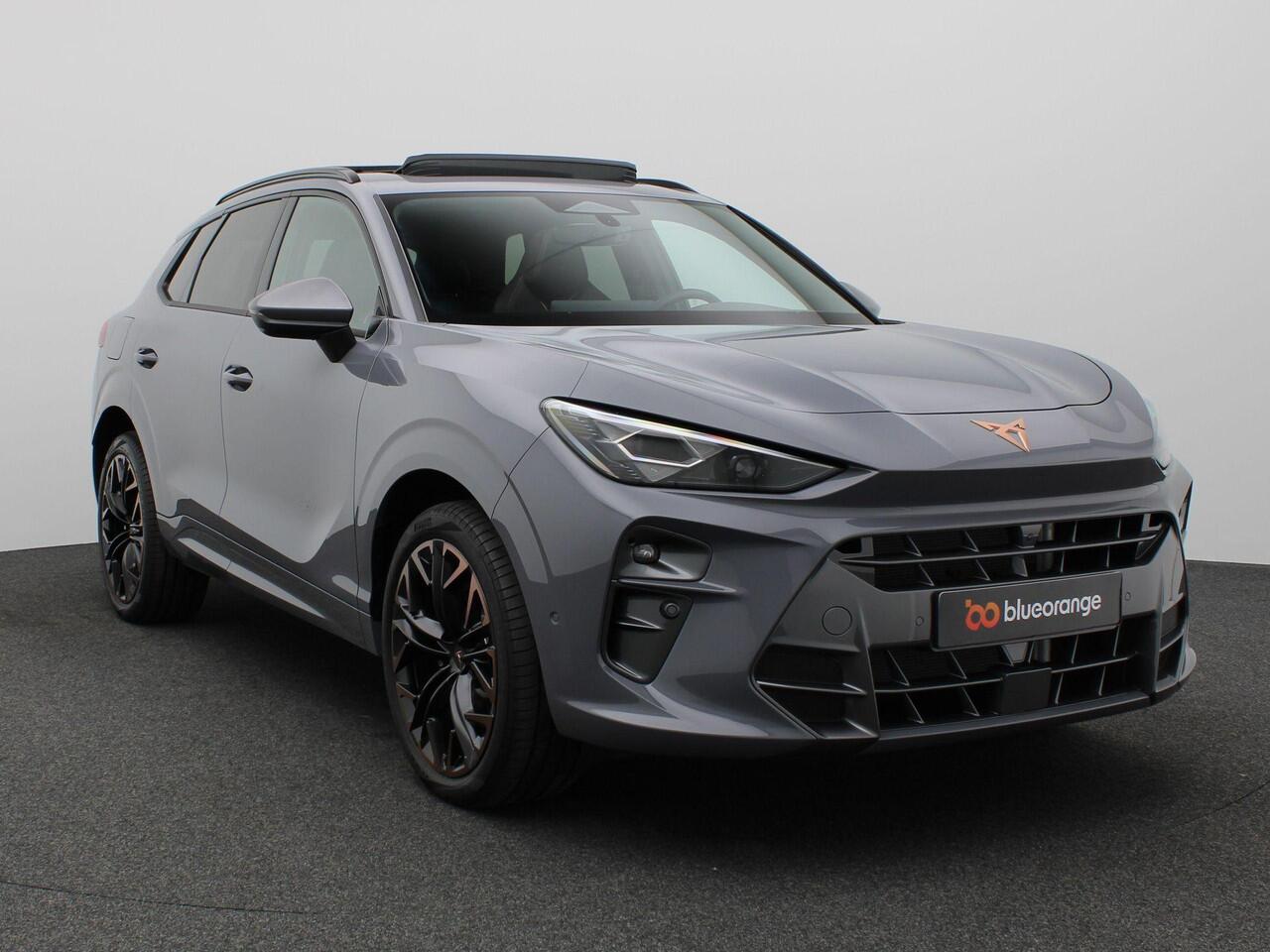 Cupra Terramar 1.5 TSI e-Hybrid VZ Performance 272PK DSG matrix led, Leder, trekhaak, Sennheiser audio, 360gr. camera, head-up display, alarm, schuif-kanteldak, winterpakket, adaptive cruise met travel assist, side assist, virtual pedal, keyless, 20" lichtmetaal