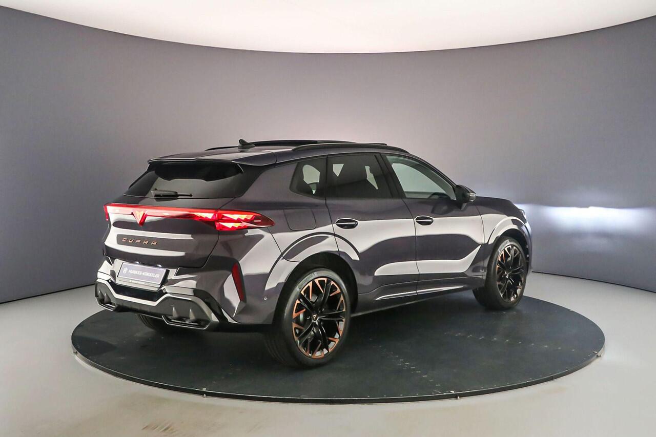 Cupra Terramar VZ Performance 1.5 TSI e-Hybrid 272pk DSG Automaat Panoramadak, Lederen bekleding, 360 camera, Adaptive cruise control, Navigatie, Sennheiser Audio, Led Matrix verlichting