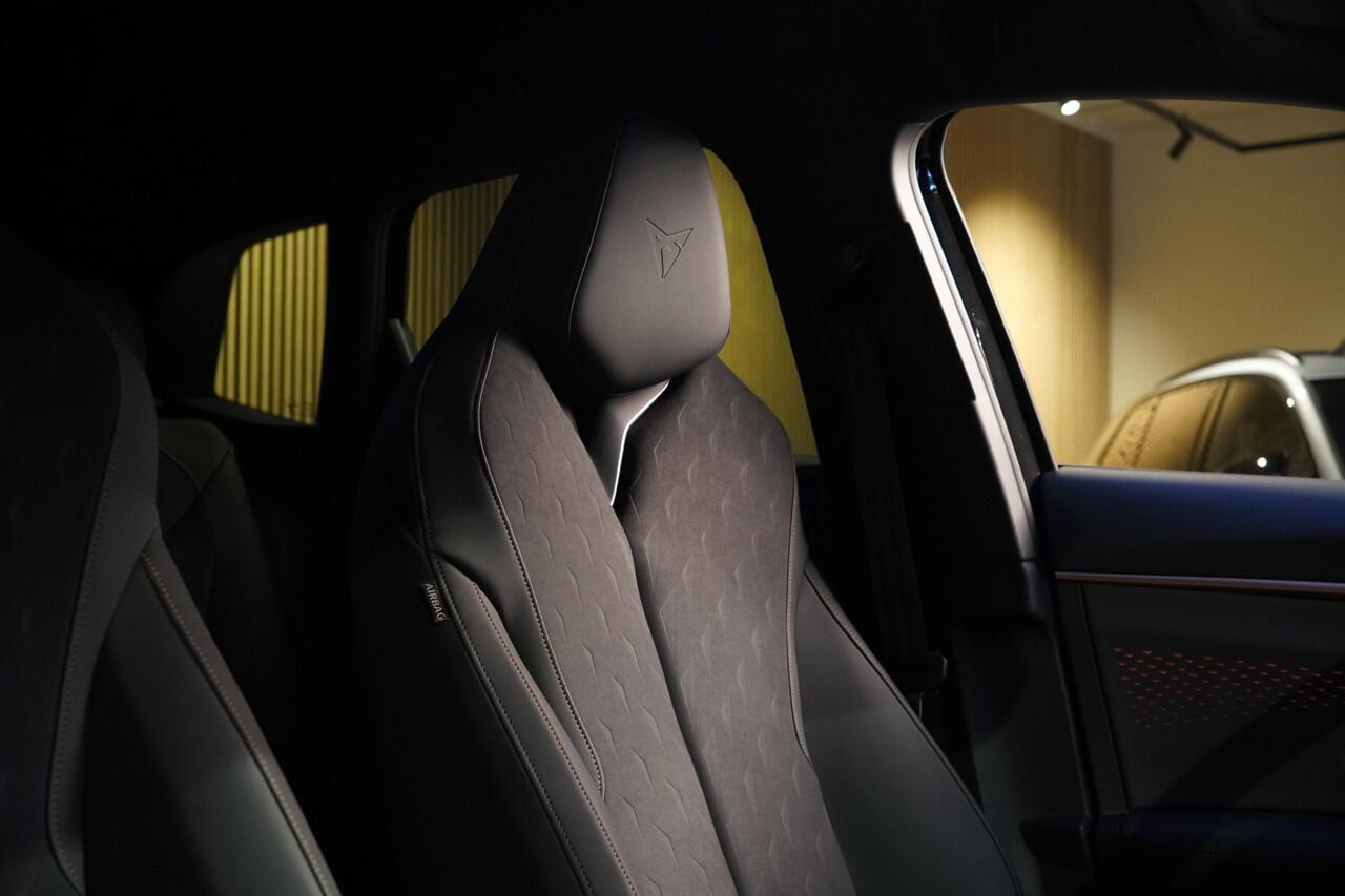 Cupra Terramar 1.5TSI/272pk e-Hybrid VZ Performance|2024|Trekhaak|Matrix LED|20"LMV|Head-up|Sennheiser|El.stoel+Memory|PDC+360Camera|Keyless|Blindspot|LaneAssist