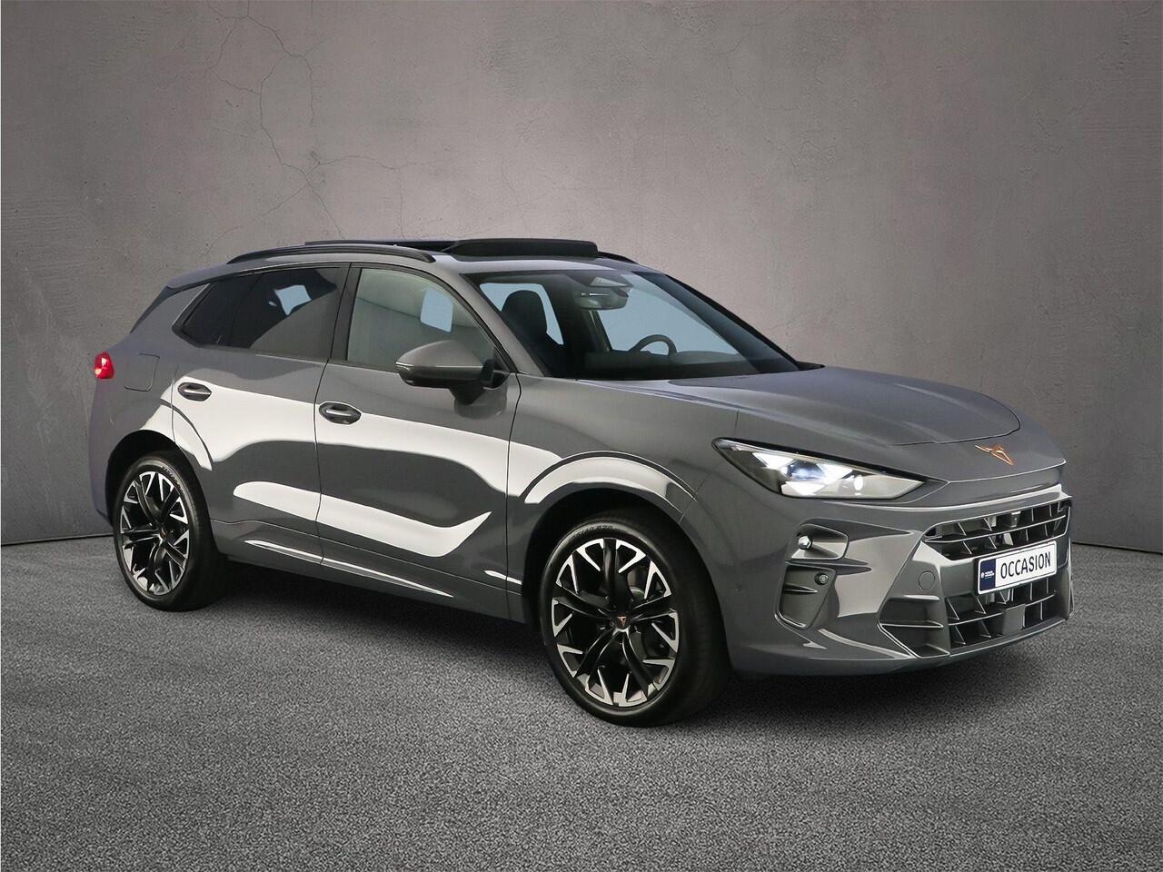 Cupra Terramar VZ Performance 1.5 TSI e-Hybrid 272pk DSG Automaat Trekhaak, Panoramadak, Adaptive cruise control, Sennheiser audio, Elektrische achterklep, Head up display, 360 camera