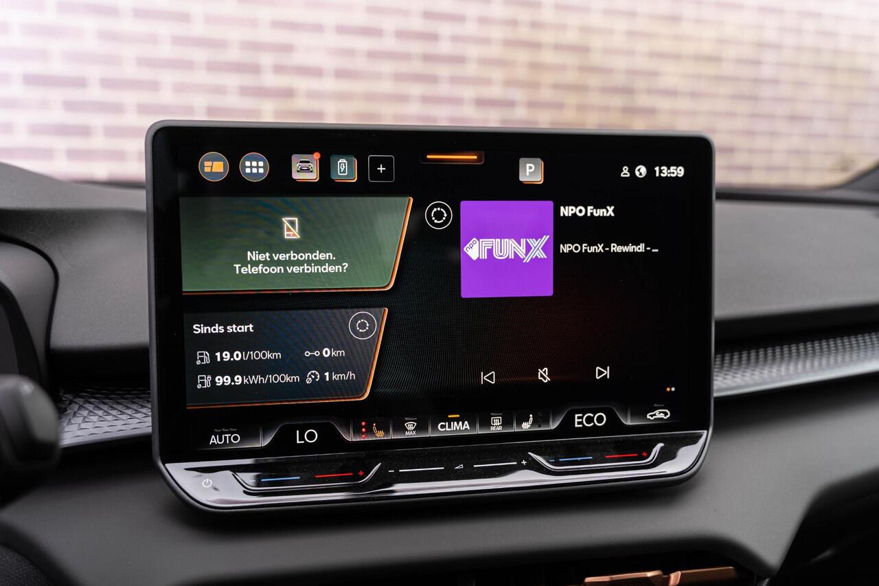 Cupra Terramar 1.5 TSI e-Hybrid Business | Adaprive Cruise Control | Achteruitrijcamera | Virtual Cockpit | Standkachel | Apple carplay/Android Auto | LED koplampen | Stoelverwarming | Stuurverwarming