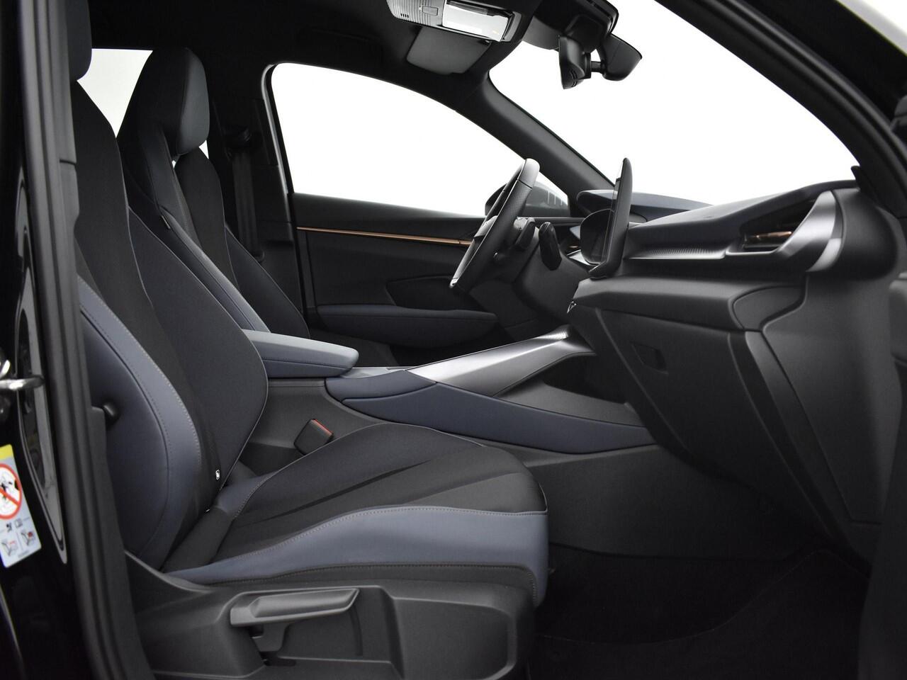 Cupra Terramar 1.5 Tsi 204pk DSG e-Hybrid Business · Apple/Android Car Play · Camera · Keyless · Elek. Trekhaak · Elek. Achterklep · 18'' Inch · Garantie t/m 27-03-2028 of 90.000km