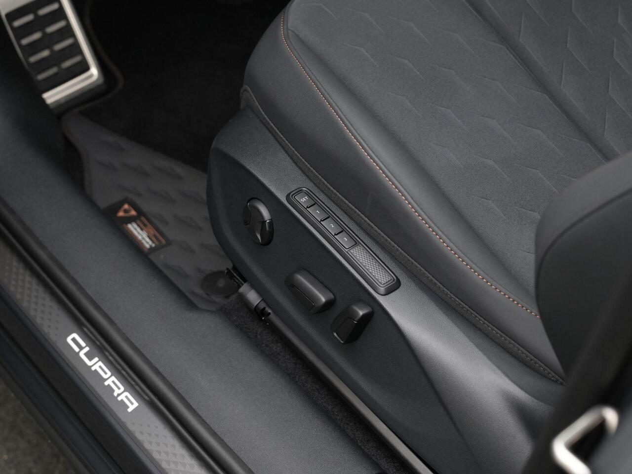 Cupra Terramar 1.5 TSI e-Hybrid 272 pk DSG VZ | Panoramadak | Leder/Suede | Sennheiser | 360 Camera | Geheugenstoel | Matrix LED | Head-up display