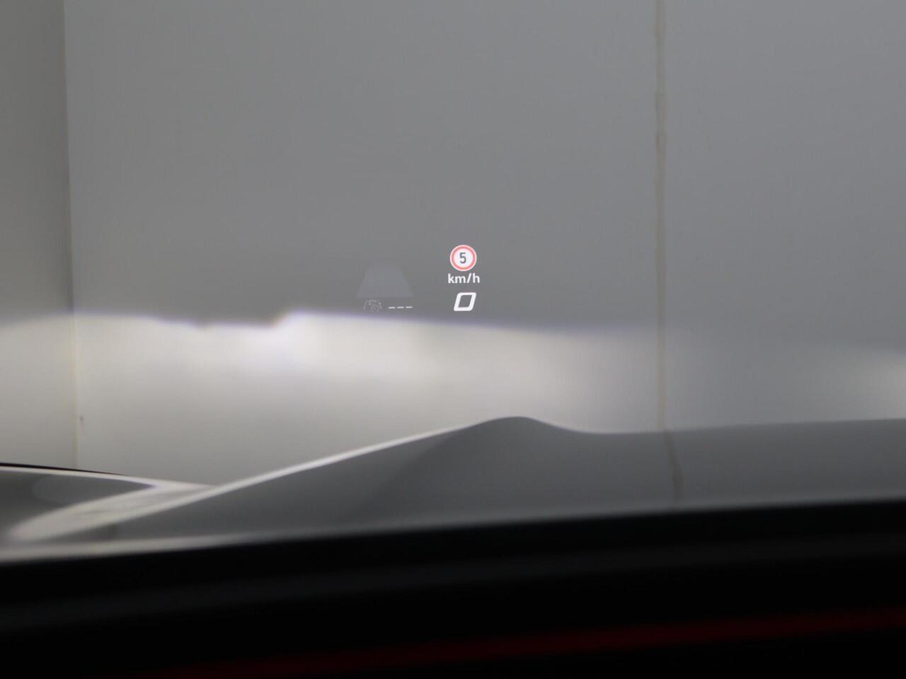 Cupra Terramar 1.5 TSI e-Hybrid VZ Performance | 272 PK | SoH 100% | Lederen interieur | Trekhaak wegklapbaar | Panoramadak | Matrix LED koplampen | 360 Graden camera |