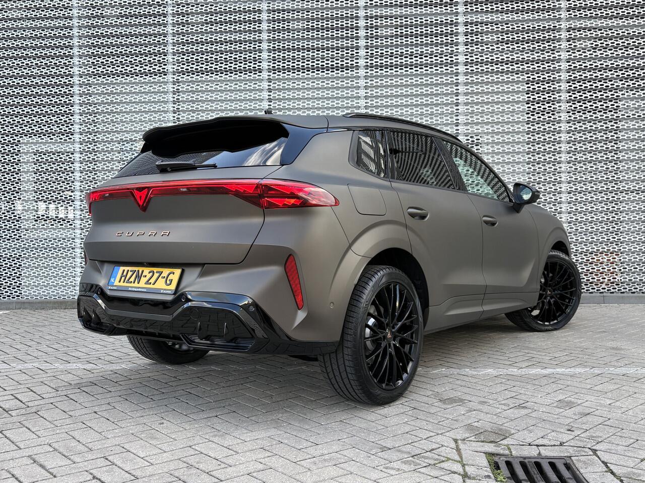 Cupra Terramar 1.5 TSI e-Hybrid VZ Performance Keramische Coating / 20' All-Seasonbanden / 'Black-Pack'