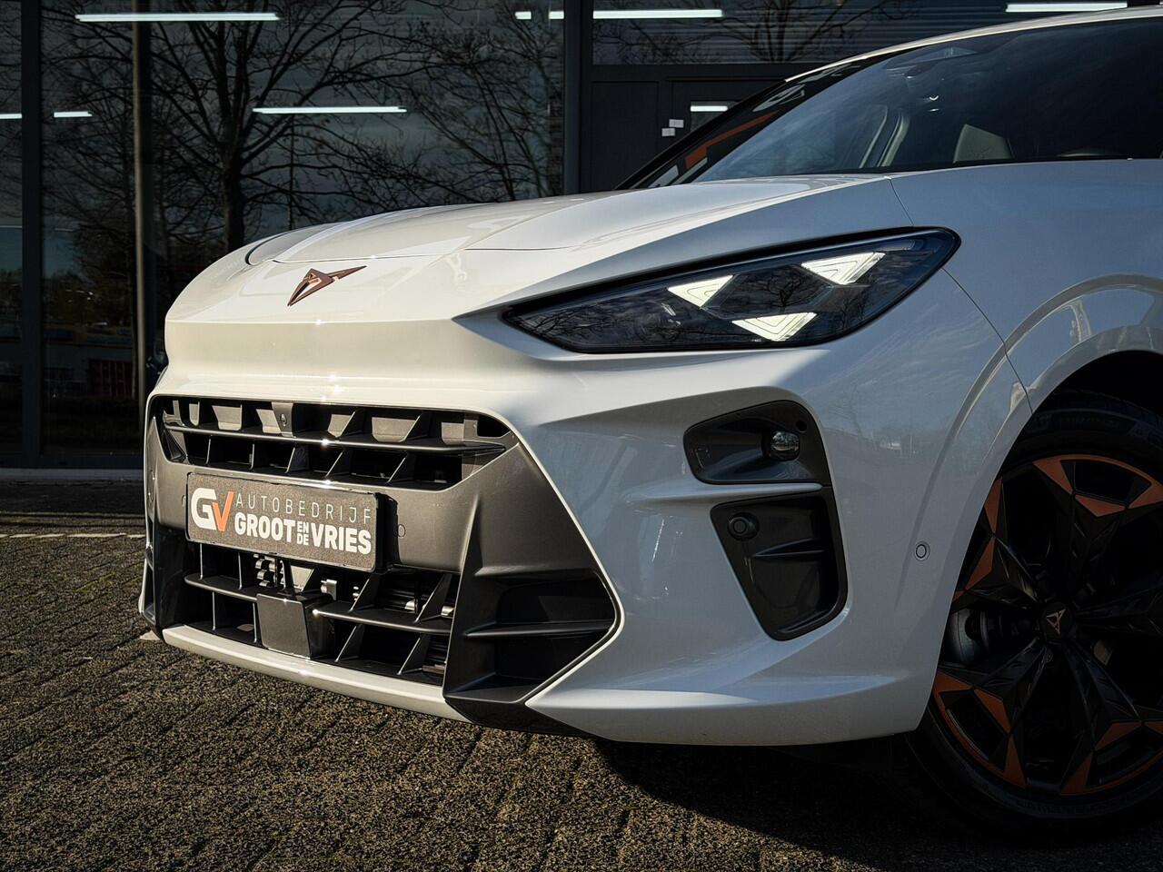 Cupra Terramar 1.5 TSI e-Hybrid Business MHEV|360 camera|Matrix LED|Sport-kuipstoelen|Memory